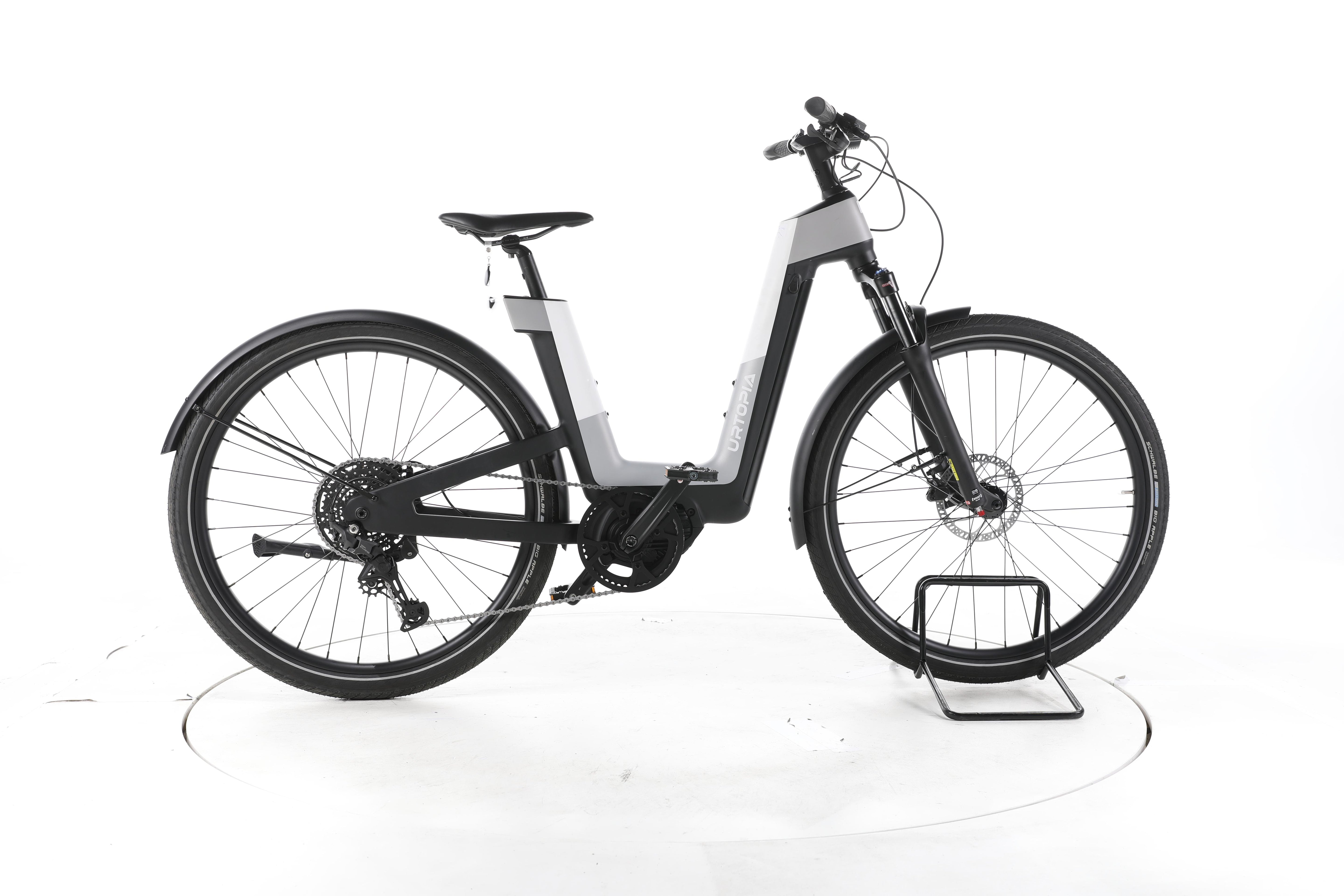 Urtopia Fusion E-Bike Carbon - Image 1