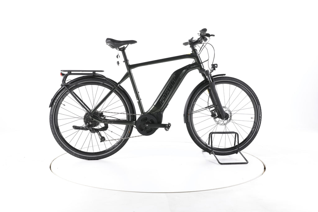 Giant Explore E+ 3 Trekking E-Bike - Image 1