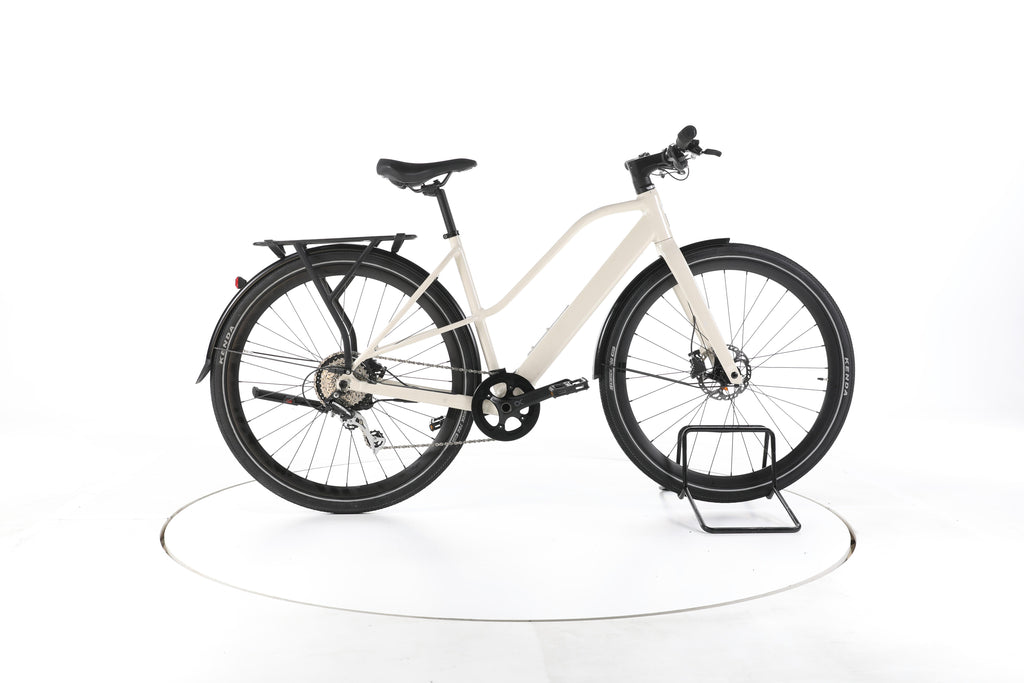 Orbea Vibe H30 EQ Trekking E-Bike 2024 - Image 1