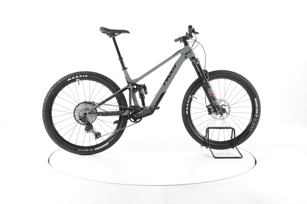 Pivot Cycles Shuttle SL Ride SLX/XT E-Bike Fully Carbon - Image 1