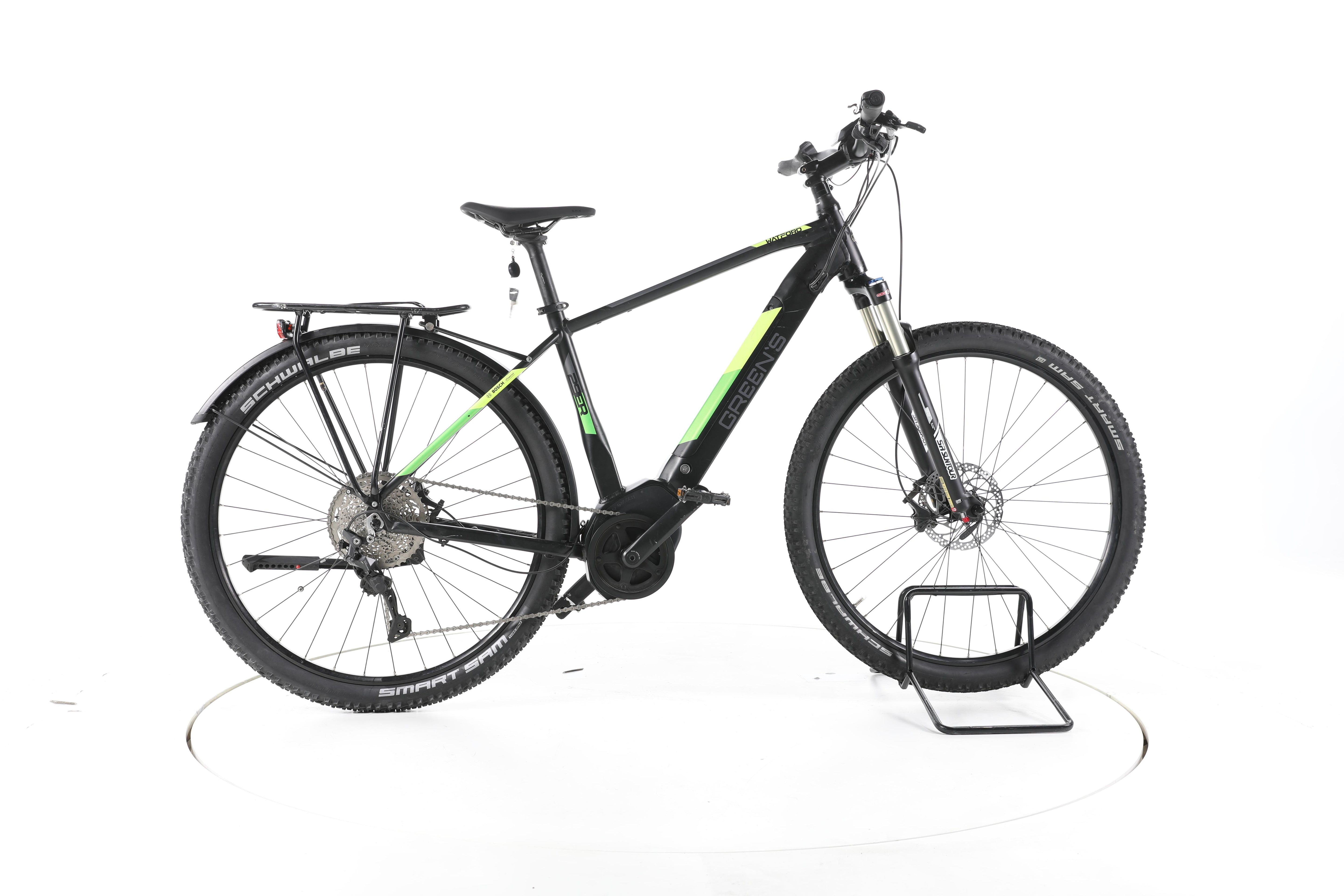 Green's Watford Trekking E-Bike - Image 1