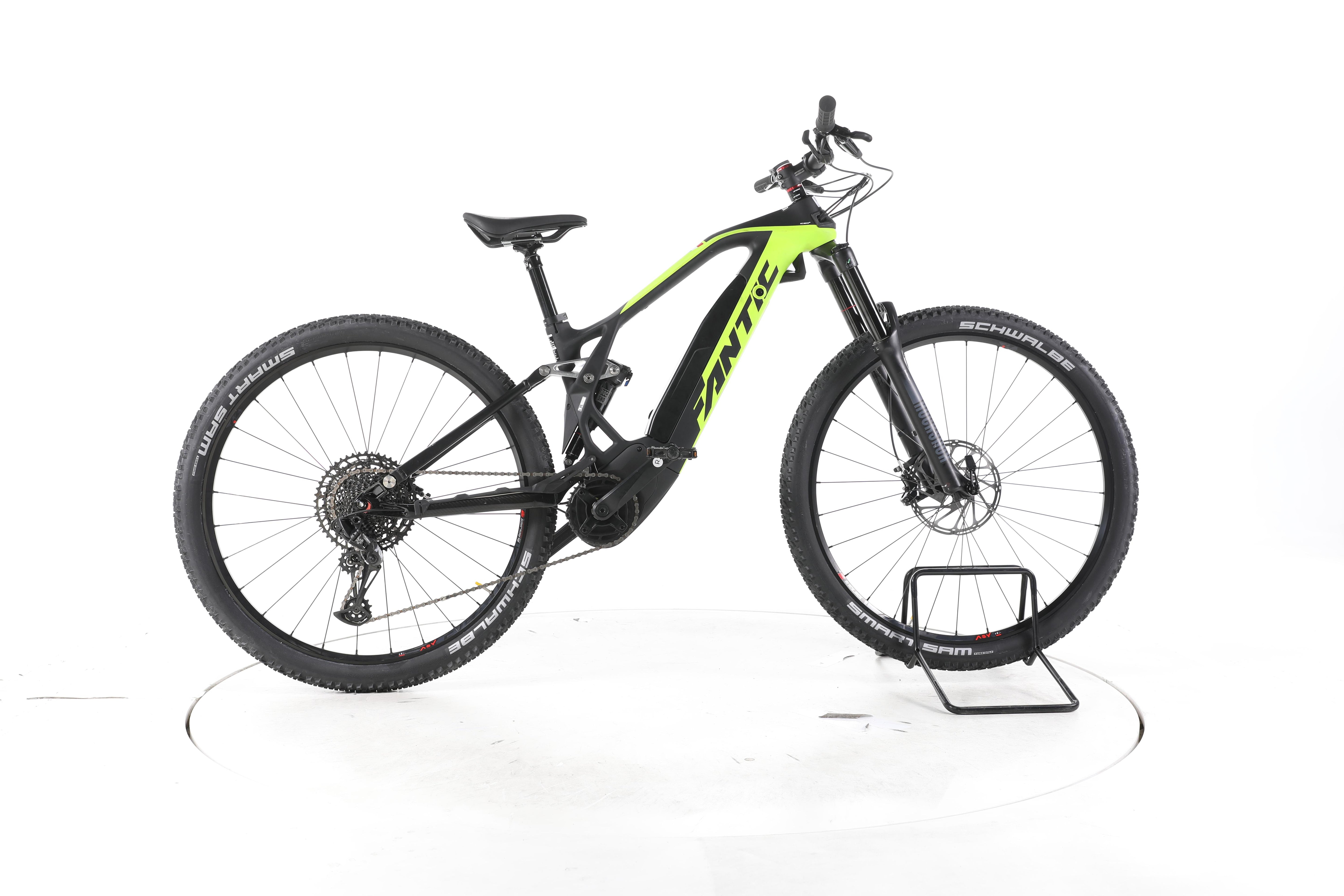 Fantic Fantic XTF 1.5 E-Bike Fully Carbon - Image 1