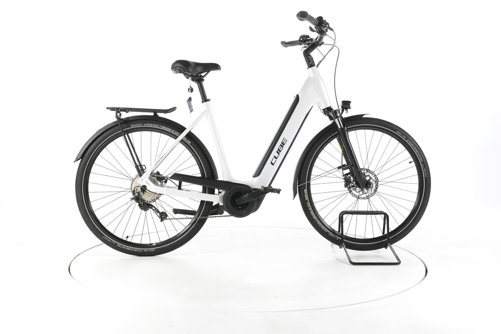Cube Supreme Sport Hybrid ONE Trekking E-Bike Tiefeinsteiger - Image 1
