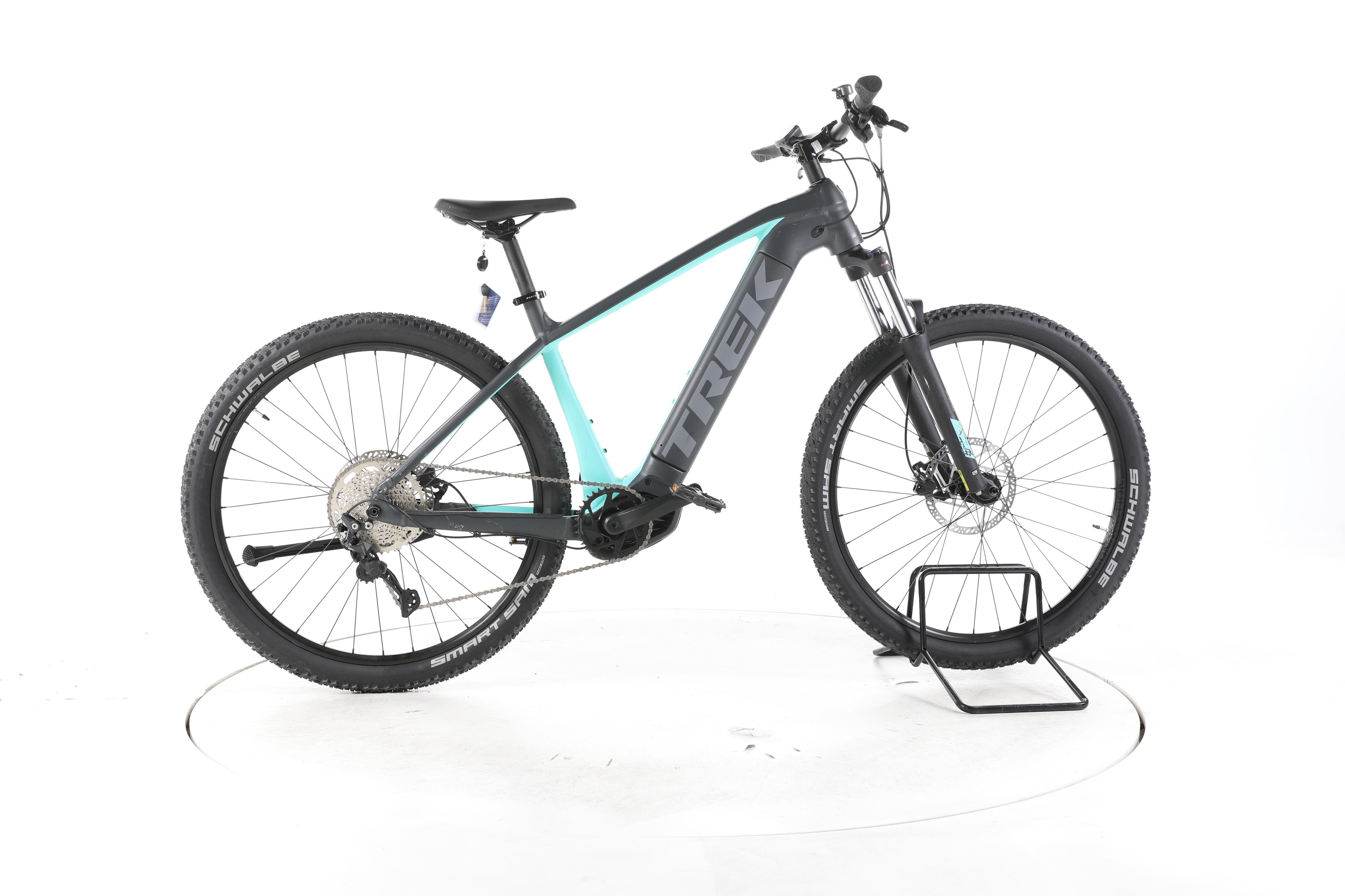 Trek Powerfly 4 Gen 3 E-Bike - Image 1