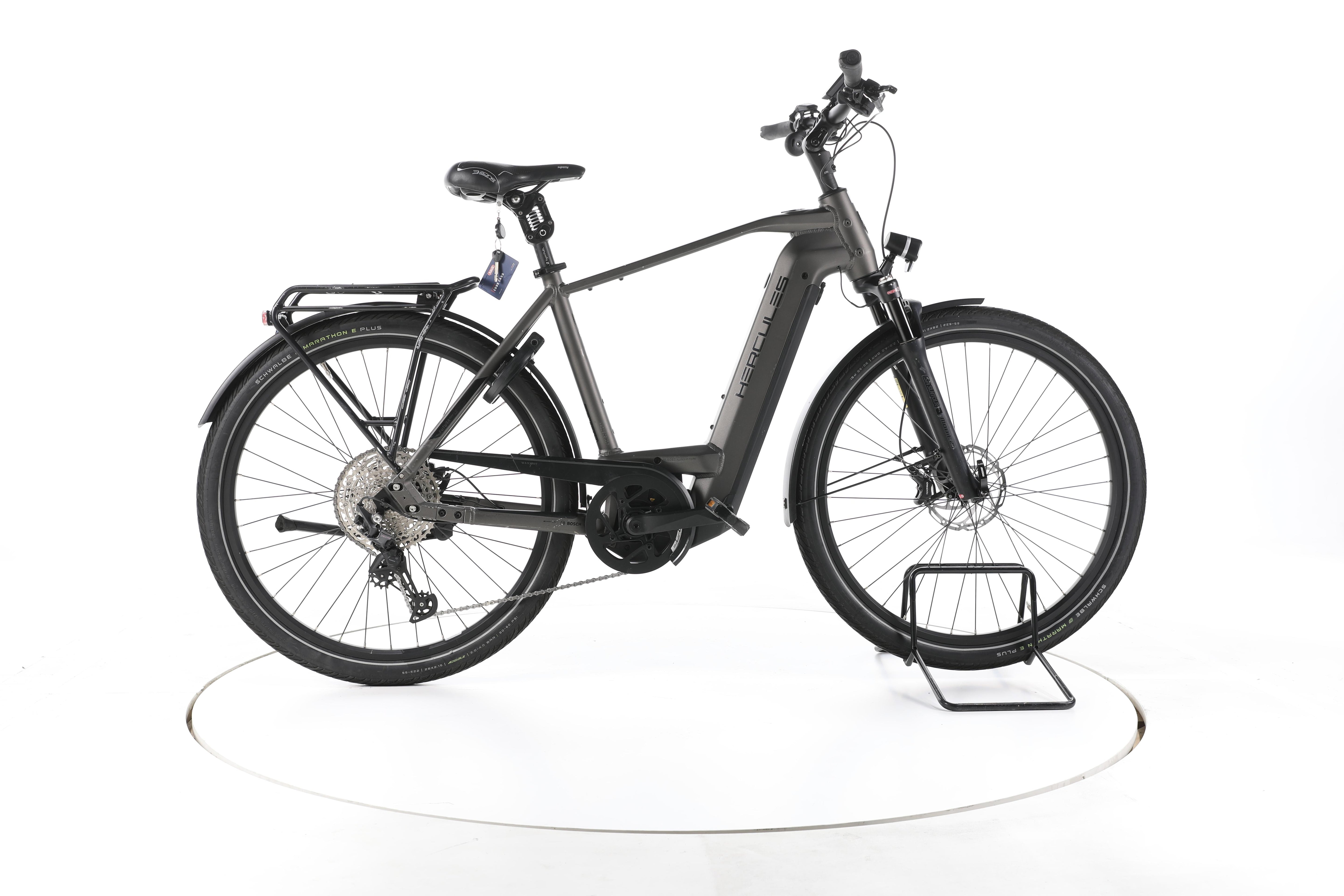 Hercules Futura Max I-F5 Trekking E-Bike - Image 1
