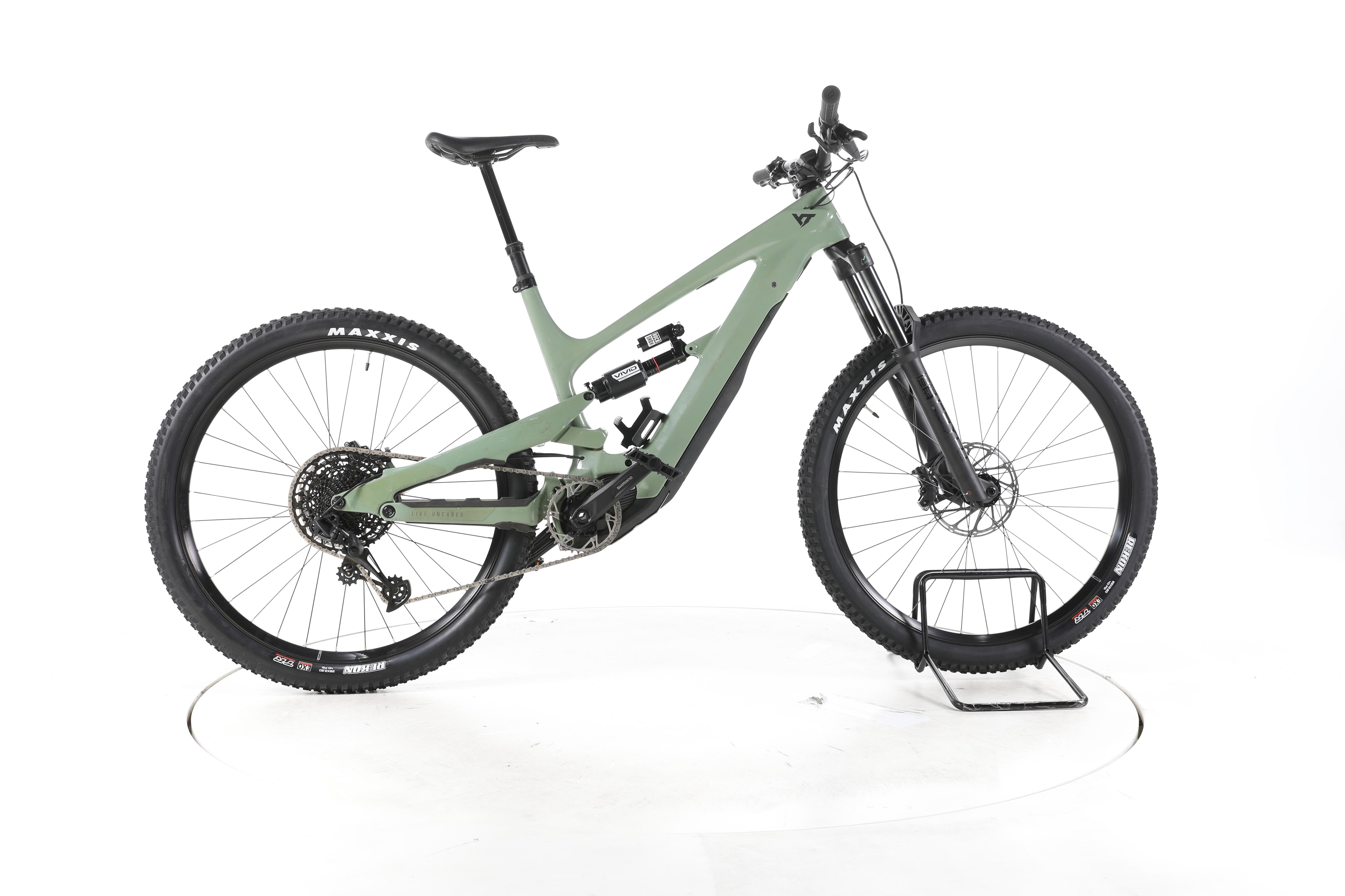 YT Decoy Core 4 E-Bike Fully Carbon 2024 - Image 1
