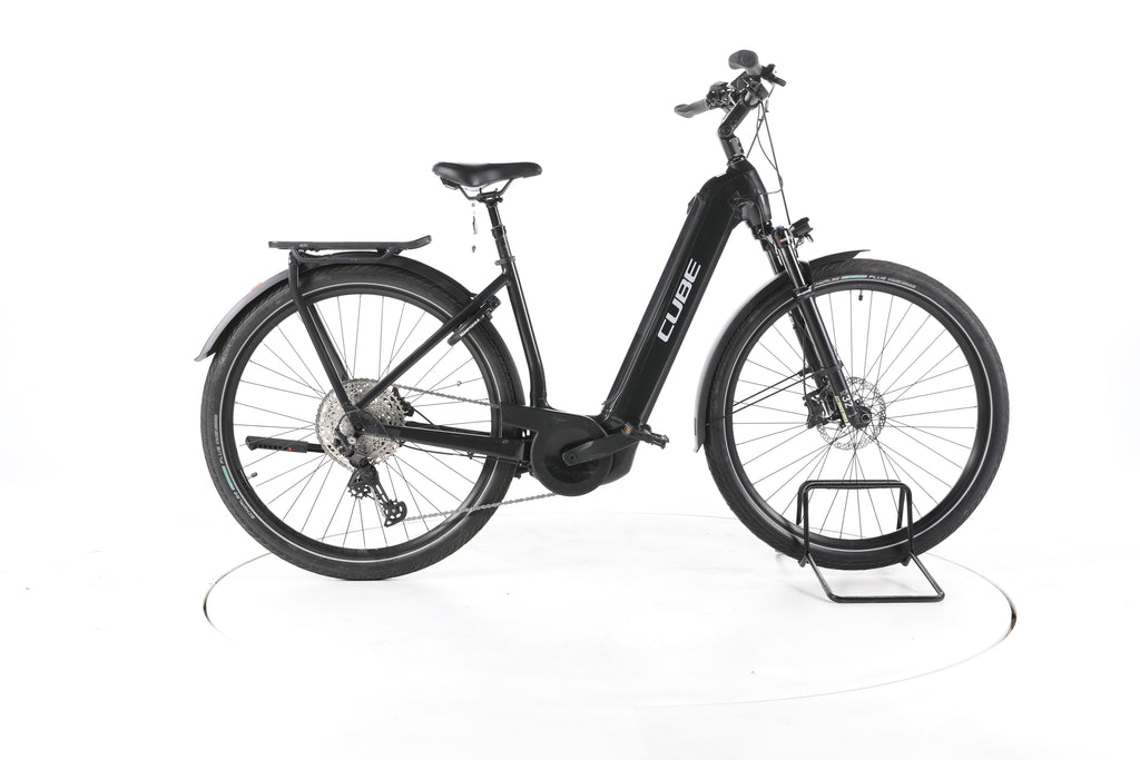 Cube Kathmandu Hybrid EXC Trekking E-Bike Tiefeinsteiger - Image 1
