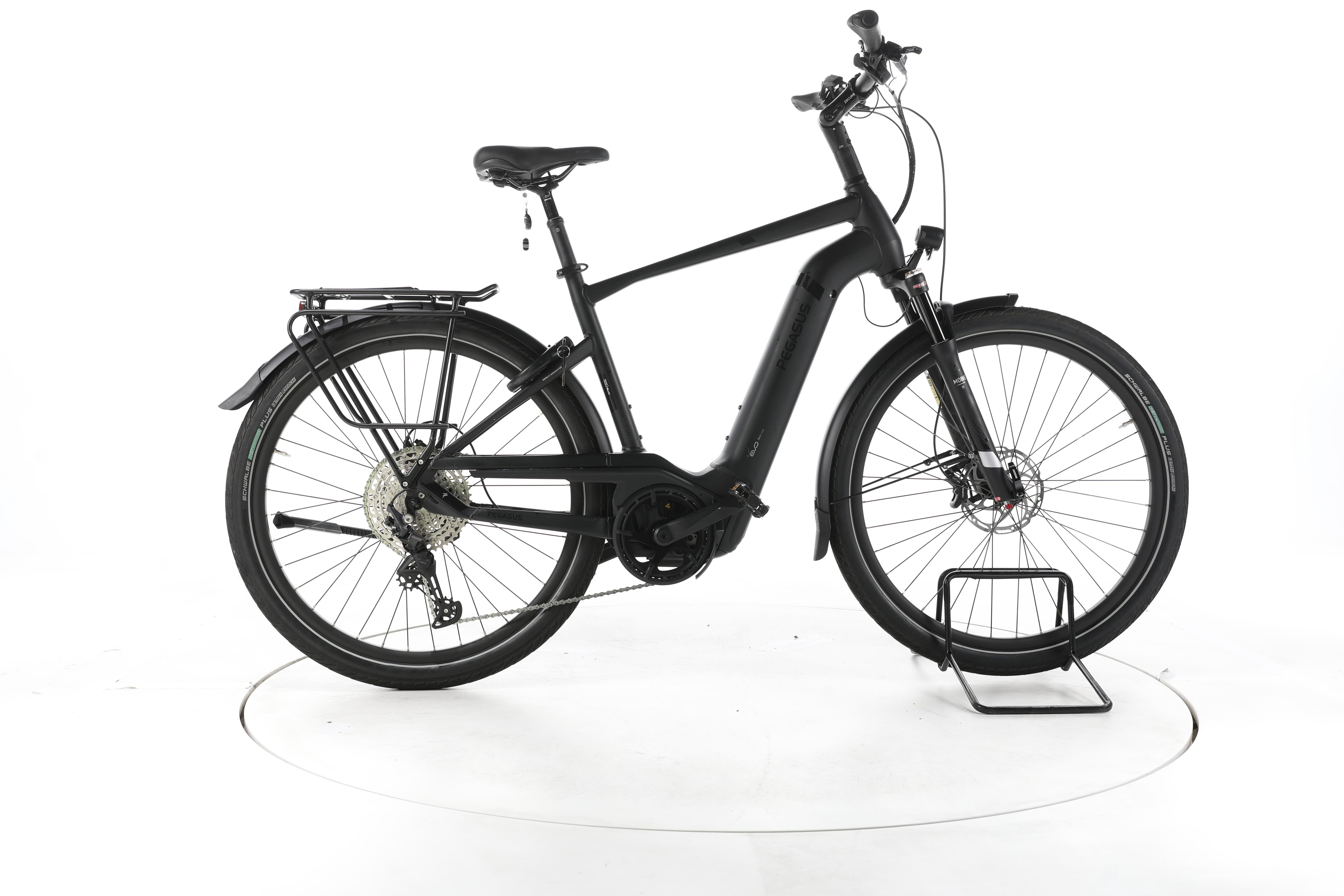 Pegasus Strong Evo 12 Lite Trekking E-Bike - Image 1