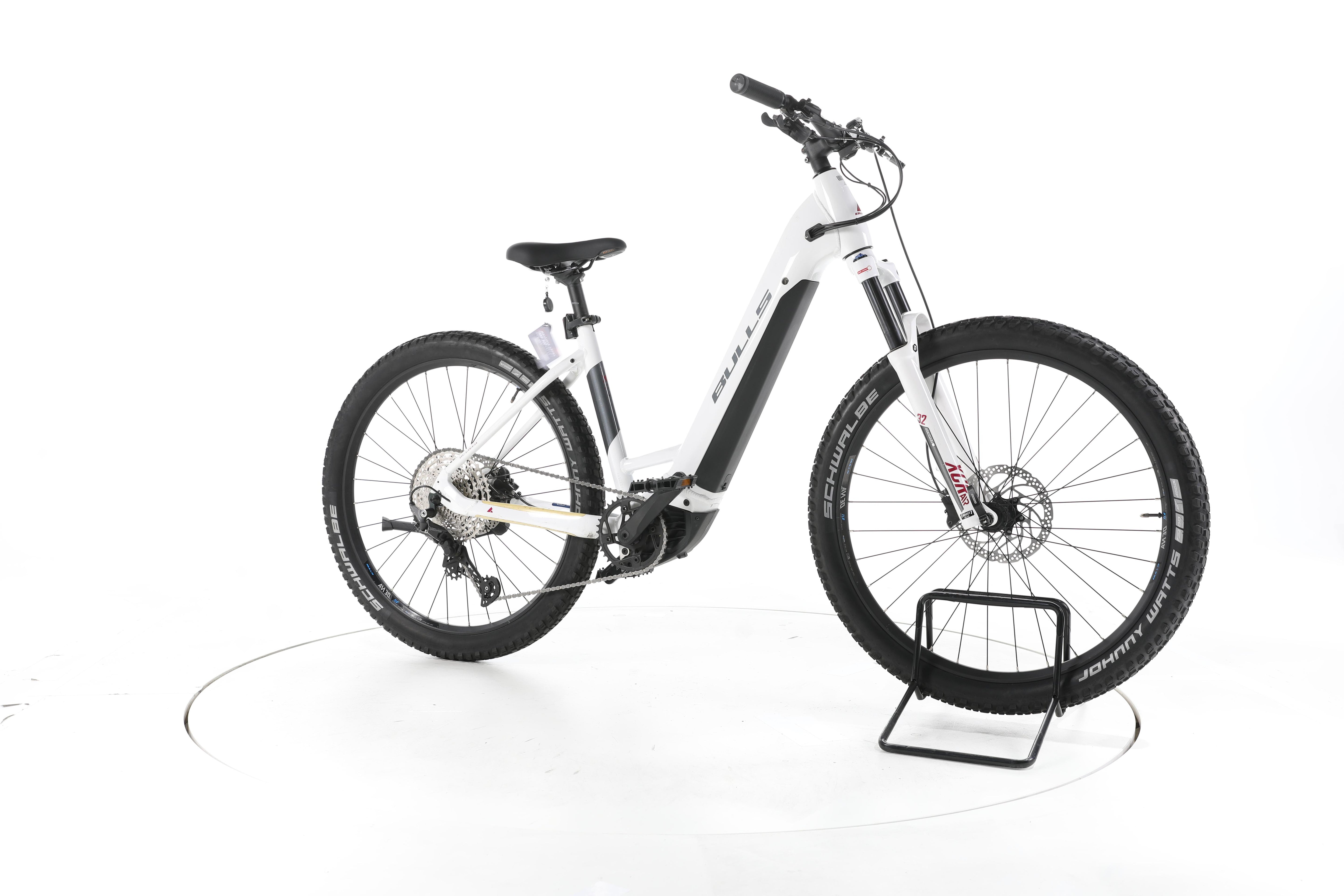 Bulls Aminga EVA 2 Trekking E-Bike Tiefeinsteiger - Image 2