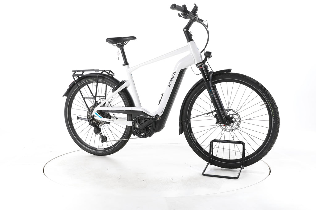 Pegasus Premio Evo 11 "40 Years" Trekking E-Bike Tiefeinsteiger - Image 2