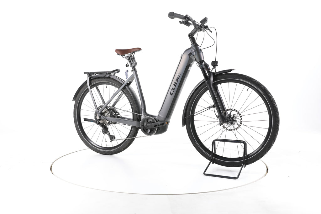 Cube Kathmandu Hybrid SLT Trekking E-Bike Tiefeinsteiger - Image 2