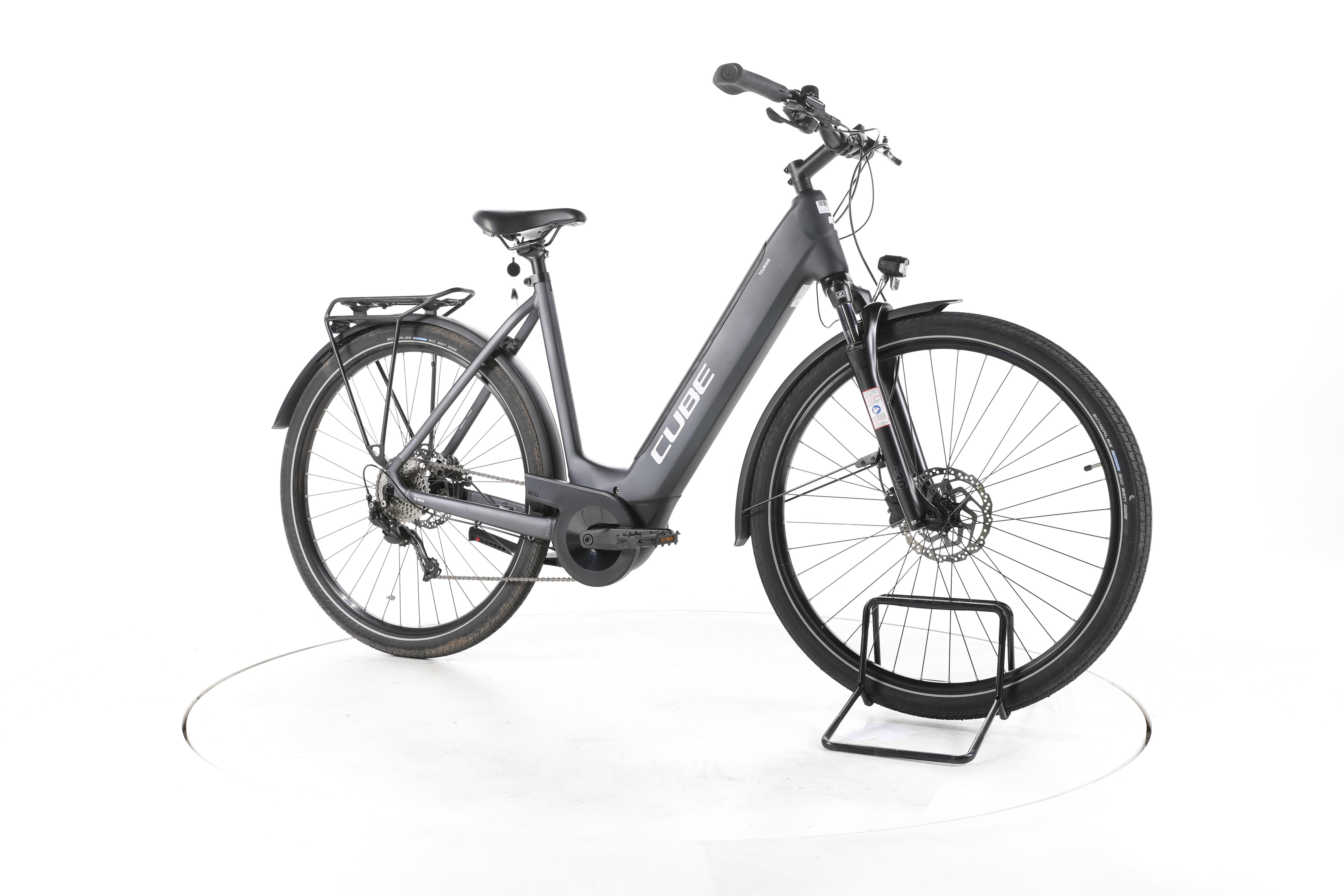 Cube Touring Hybrid ONE Trekking E-Bike Tiefeinsteiger - Image 2