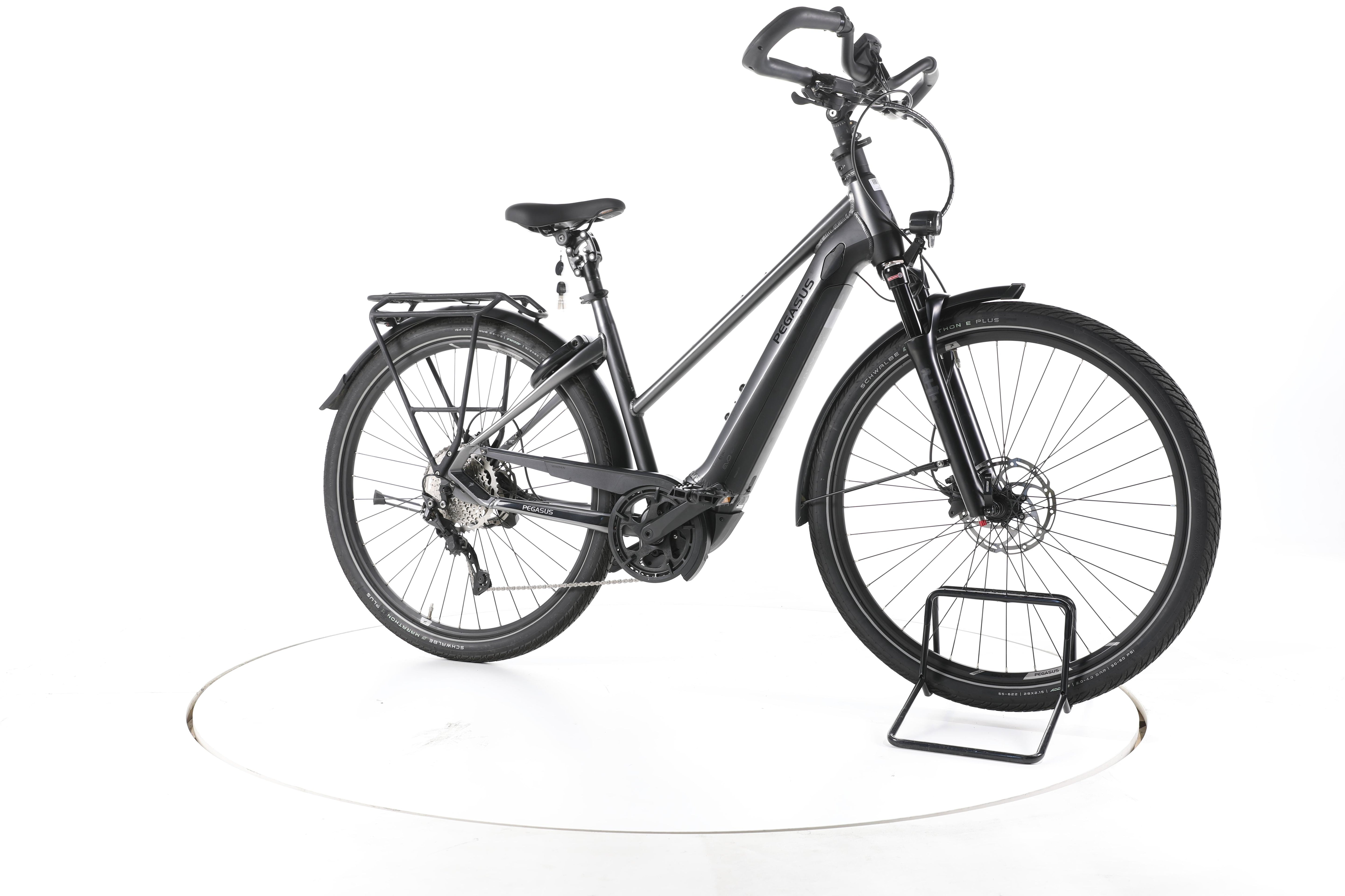 Pegasus Premio EVO 10 Lite Trekking E-Bike - Image 2