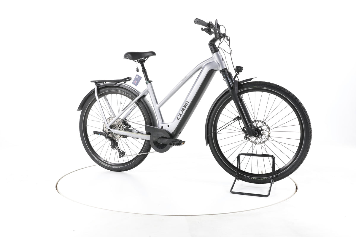 Cube Kathmandu Hybrid SLX Trekking E-Bike 2024 - Image 2