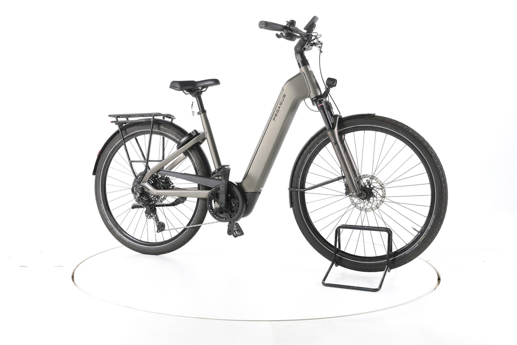 Pegasus PREMIO EVO 10 Lite Trekking E-Bike Tiefeinsteiger 2025 - Image 2