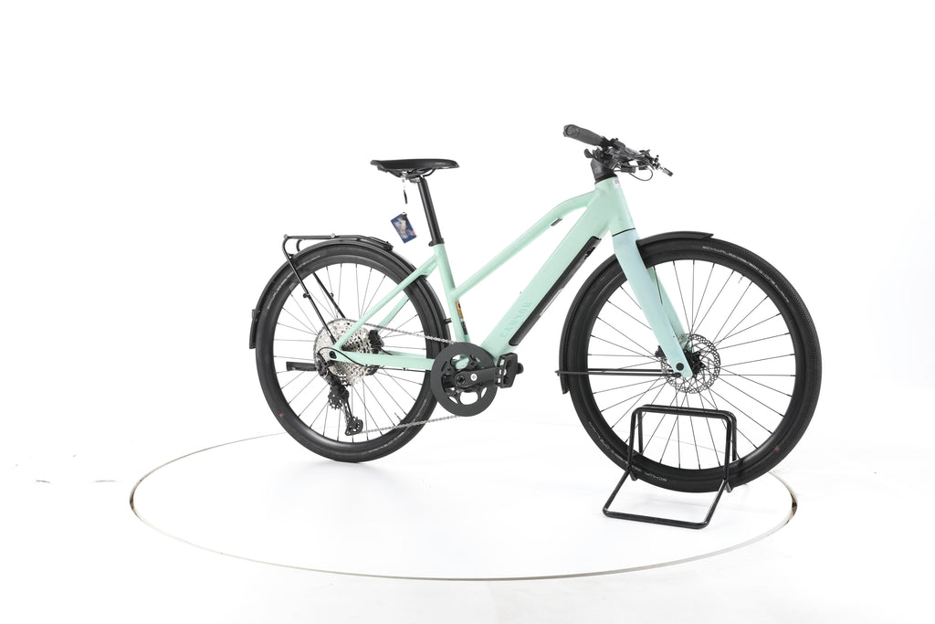 Canyon Commuter:ON 7 Trekking E-Bike - Image 2