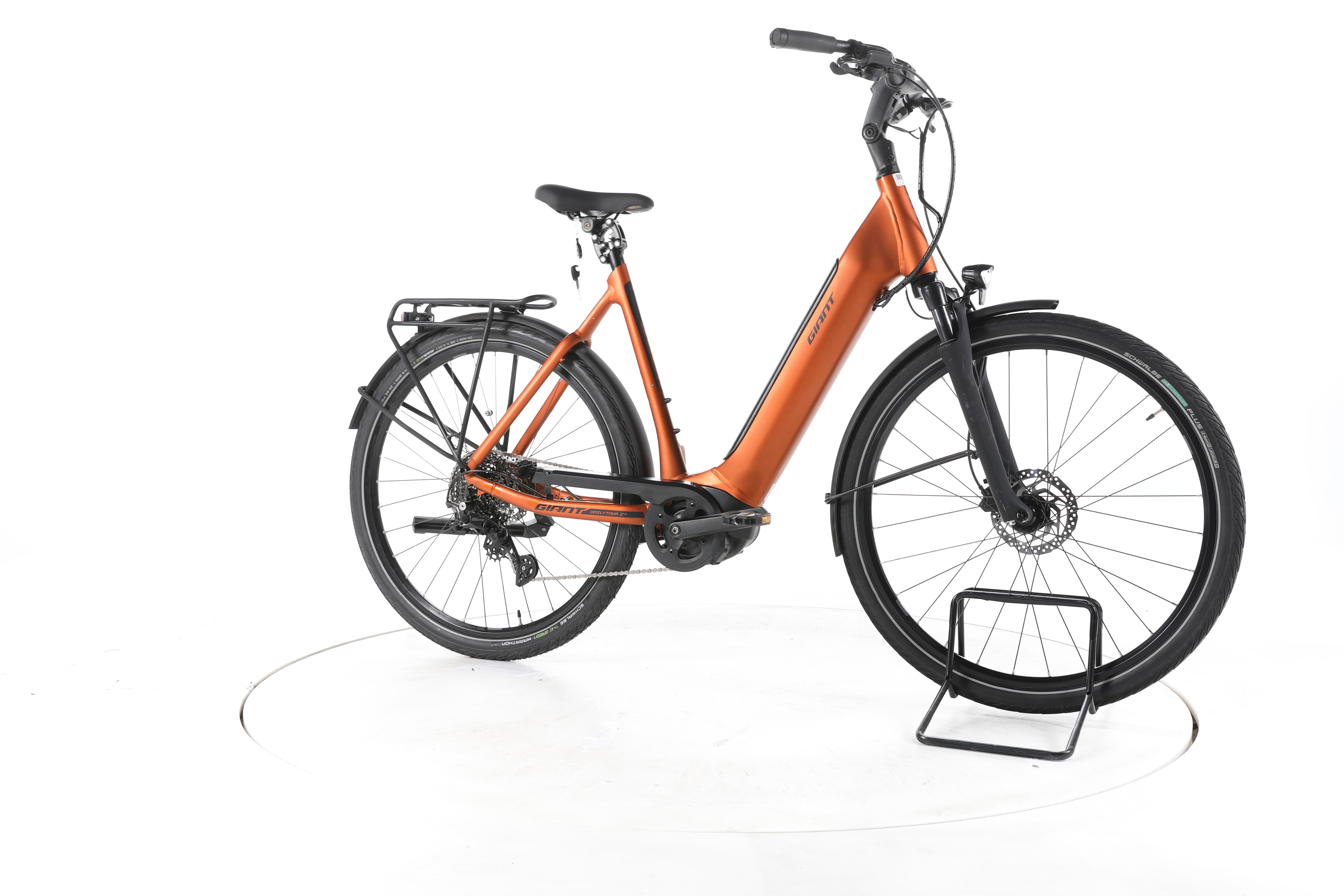 Giant Daily Tour E+ Trekking E-Bike Tiefeinsteiger - Image 2