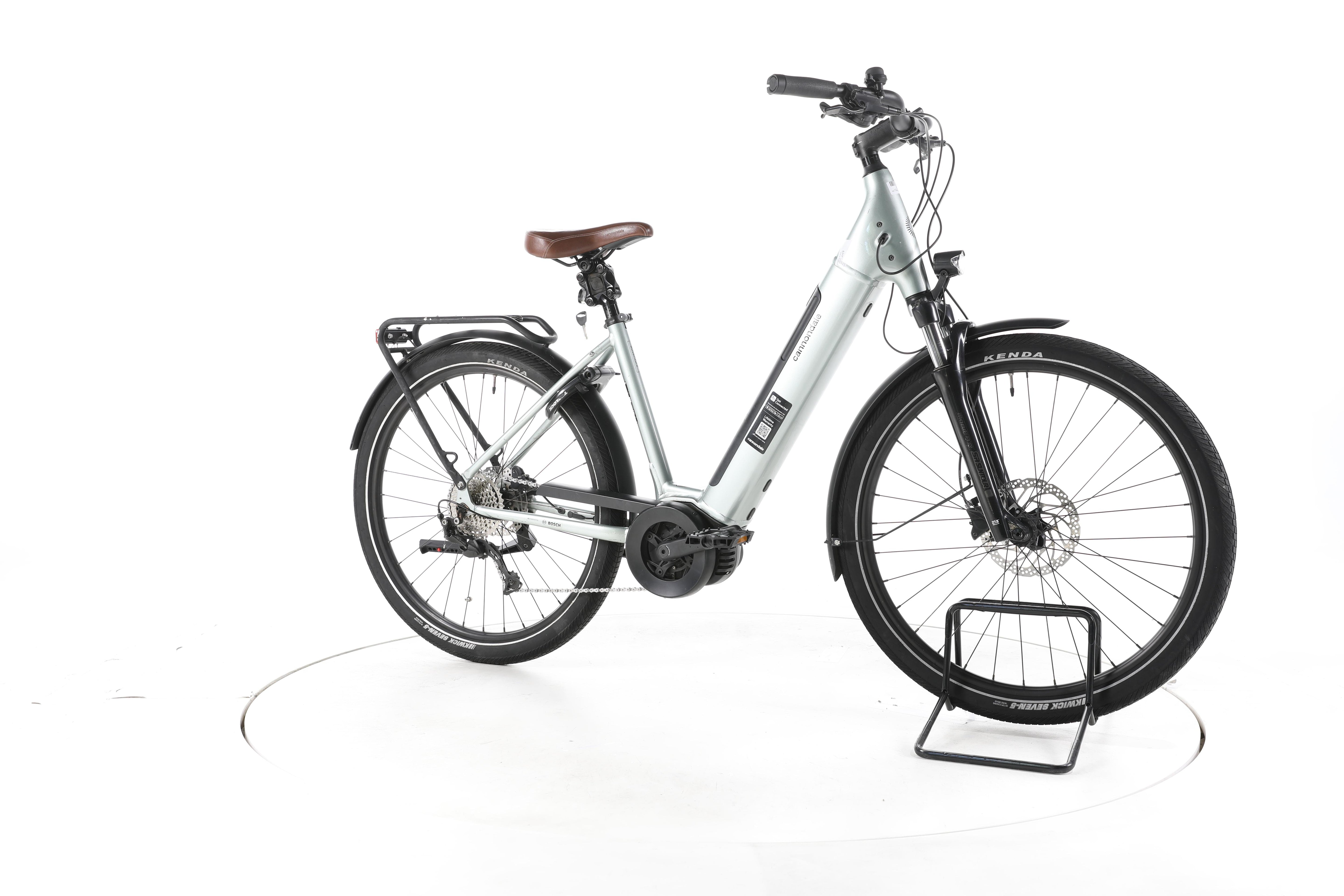 Cannondale 650 U Adventure Neo 2 EQ Trekking E-Bike Tiefeinsteiger - Image 2