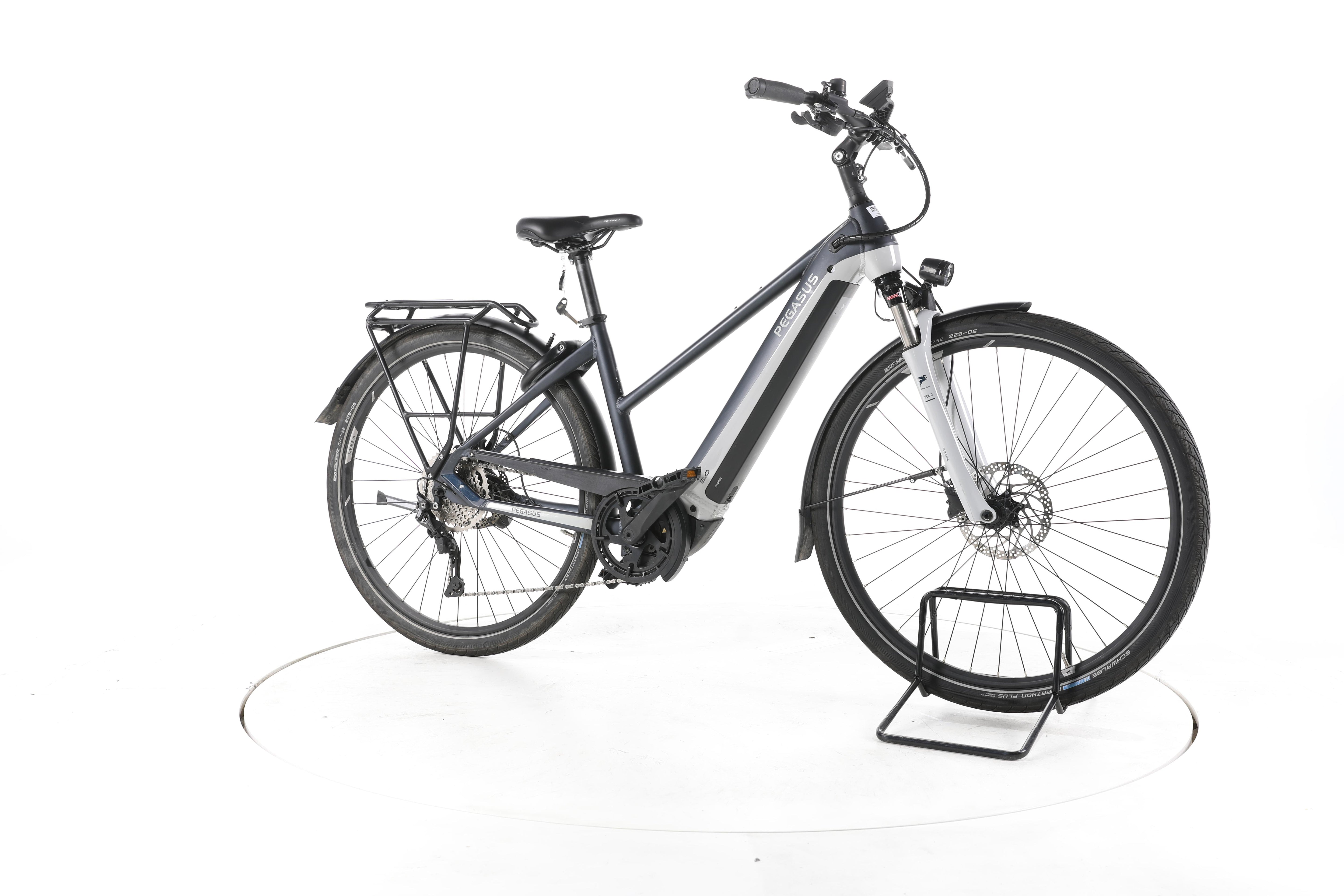 Pegasus Premio EVO 10 Lite Trekking E-Bike - Image 2
