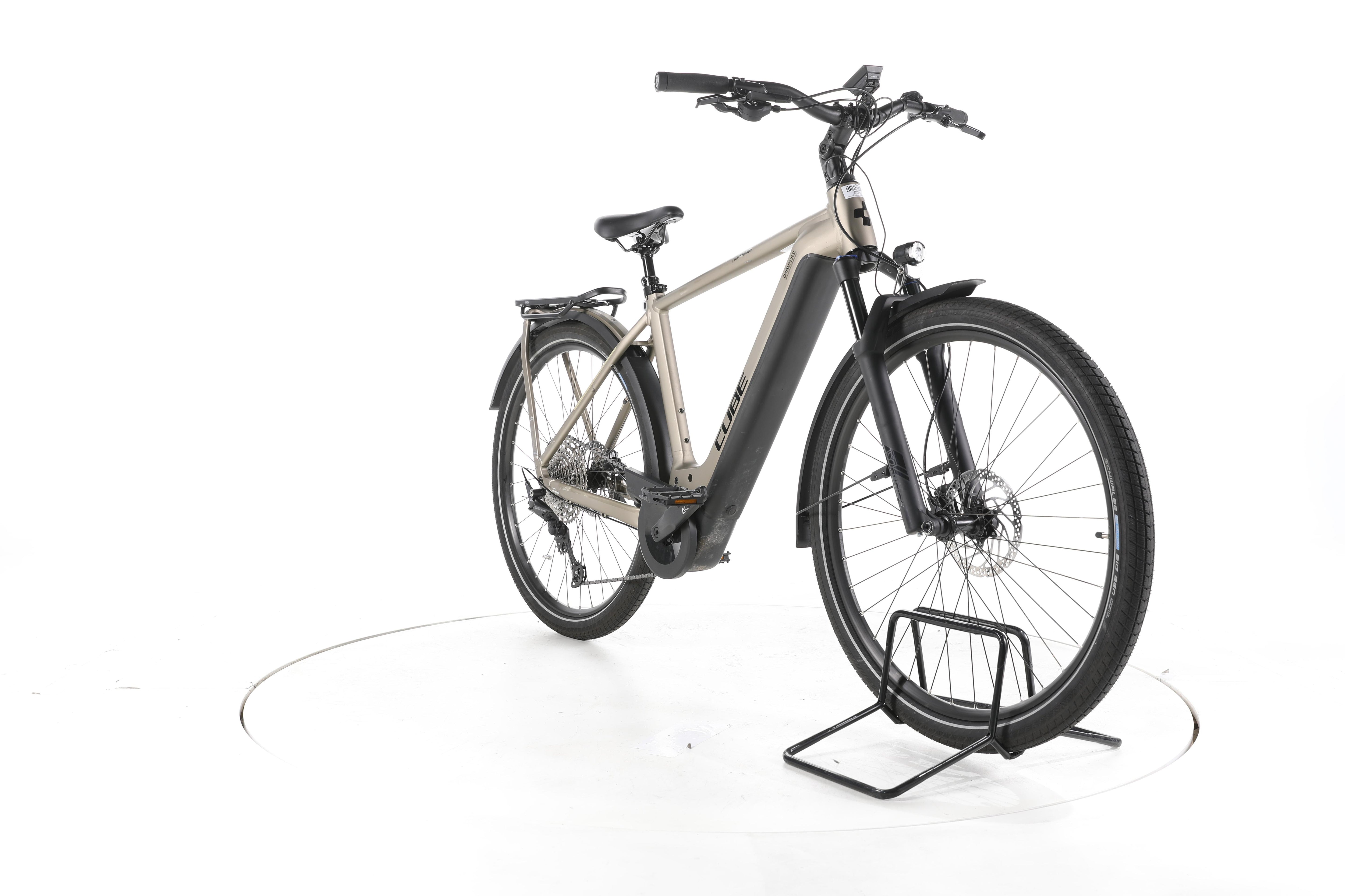 Cube Kathmandu Hybrid Pro Trekking E-Bike - Image 3