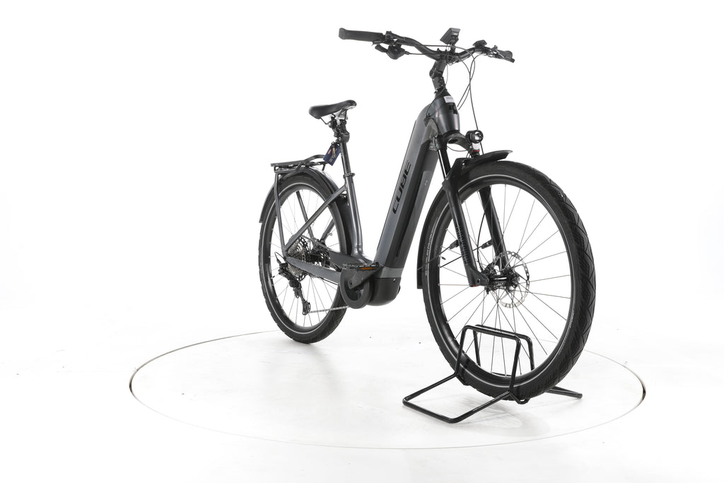 Cube Kathmandu Hybrid SLT Trekking E-Bike Tiefeinsteiger - Image 3