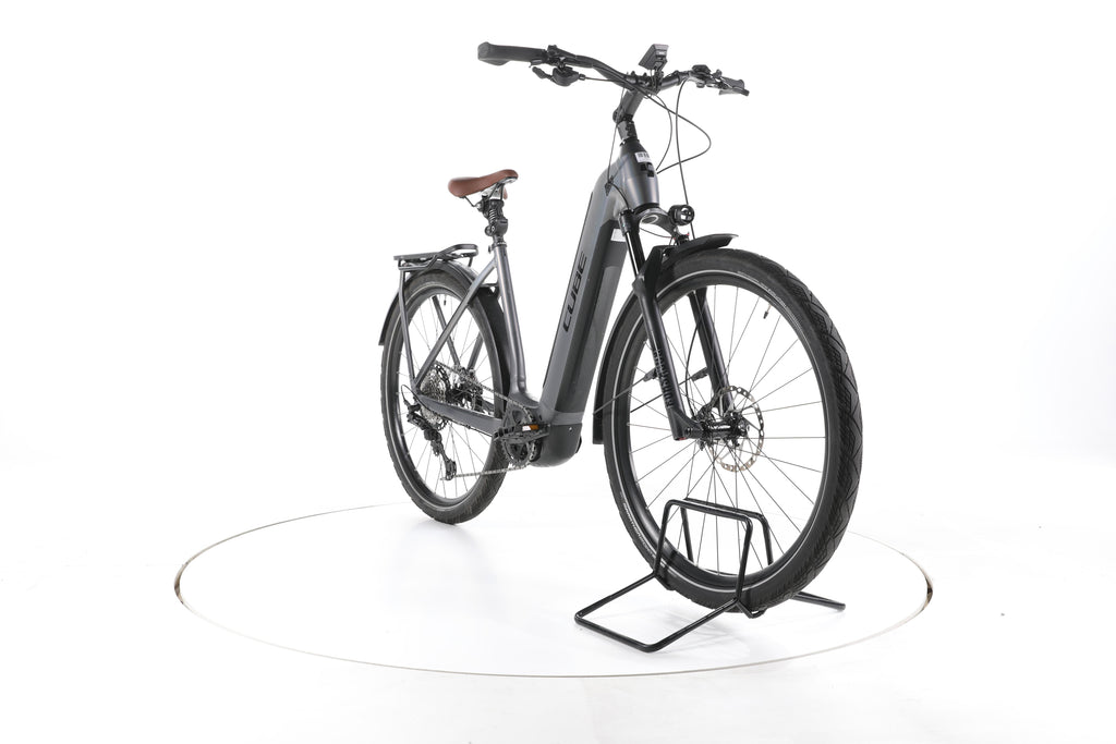 Cube Kathmandu Hybrid SLT Trekking E-Bike Tiefeinsteiger - Image 3