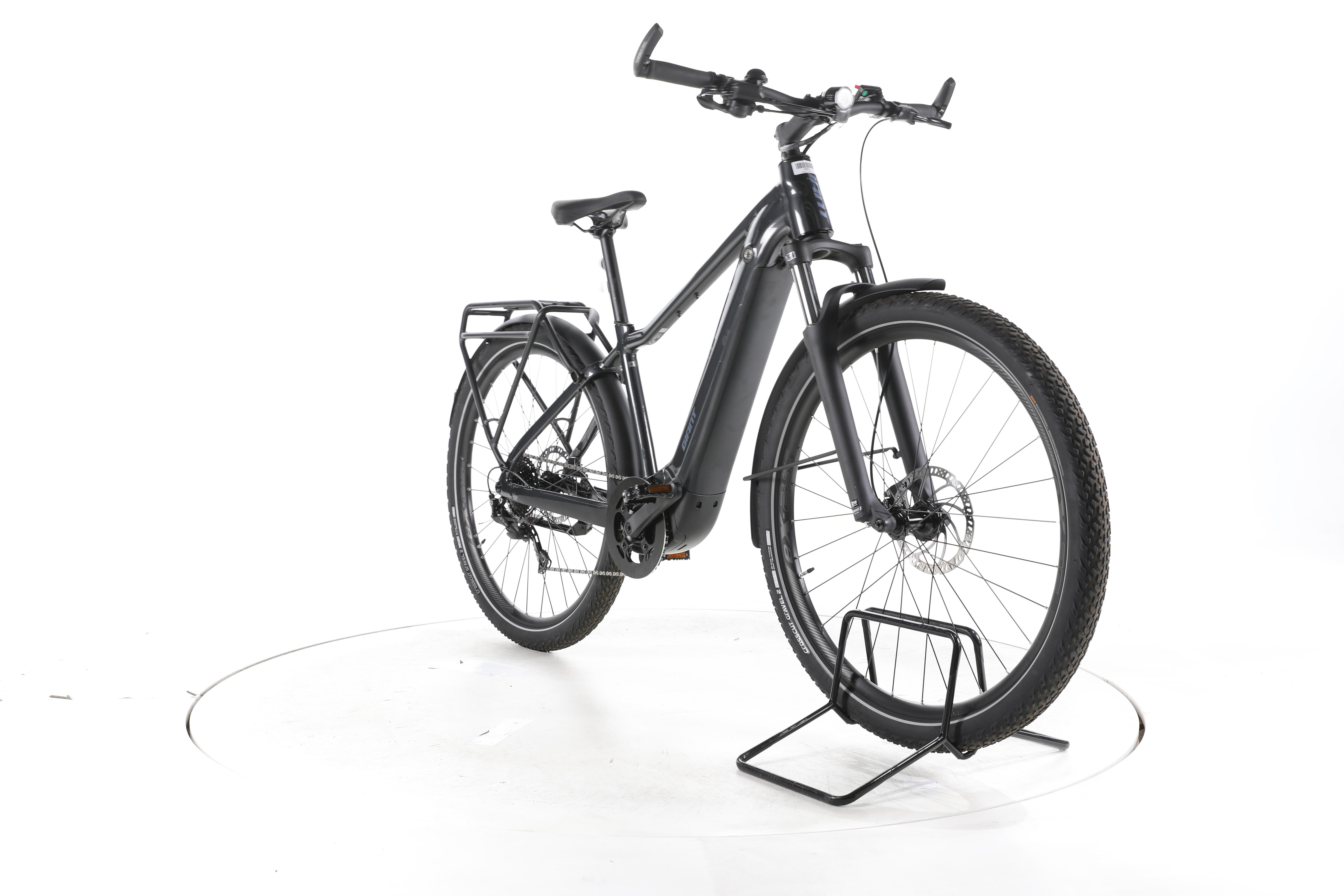 Giant Explore E+ 2 Trekking E-Bike - Image 3