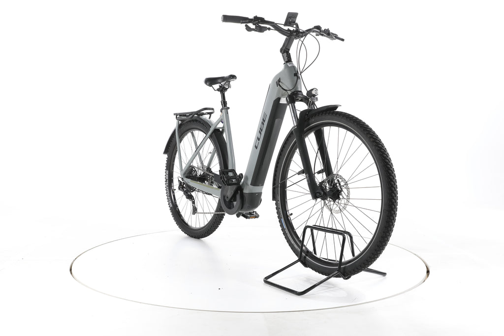 Cube Kathmandu Hybrid ONE Trekking E-Bike Tiefeinsteiger - Image 3