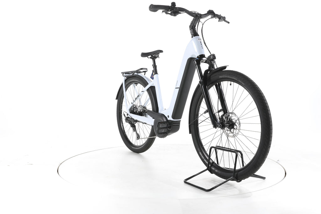 Cube Kathmandu Hybrid ONE Trekking E-Bike Tiefeinsteiger 2025 - Image 3