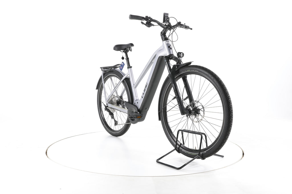 Cube Kathmandu Hybrid SLX Trekking E-Bike 2024 - Image 3