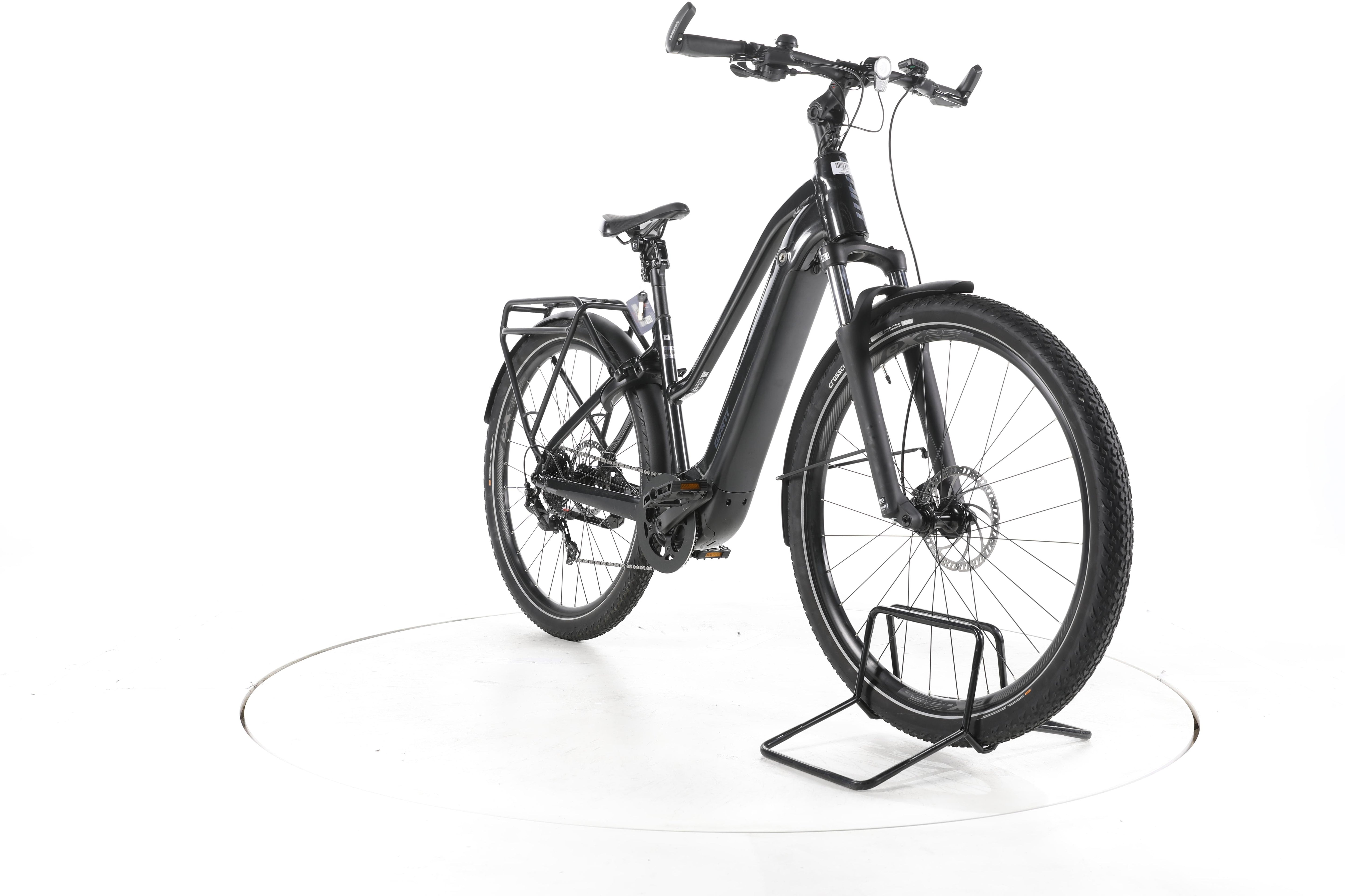 Giant Explore E + 2 STA Trekking E-Bike - Image 3
