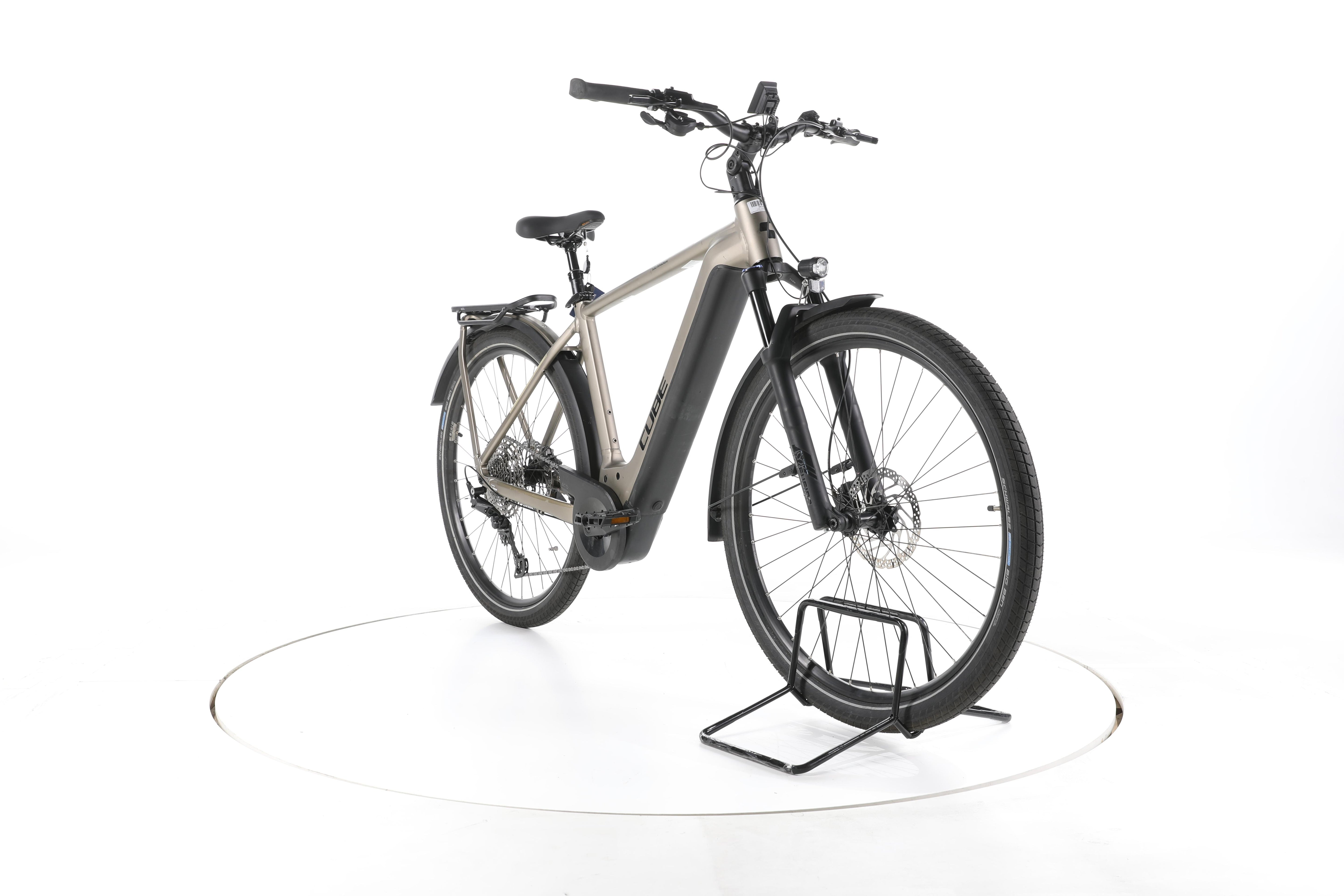 Cube Kathmandu Hybrid Pro Trekking E-Bike - Image 3