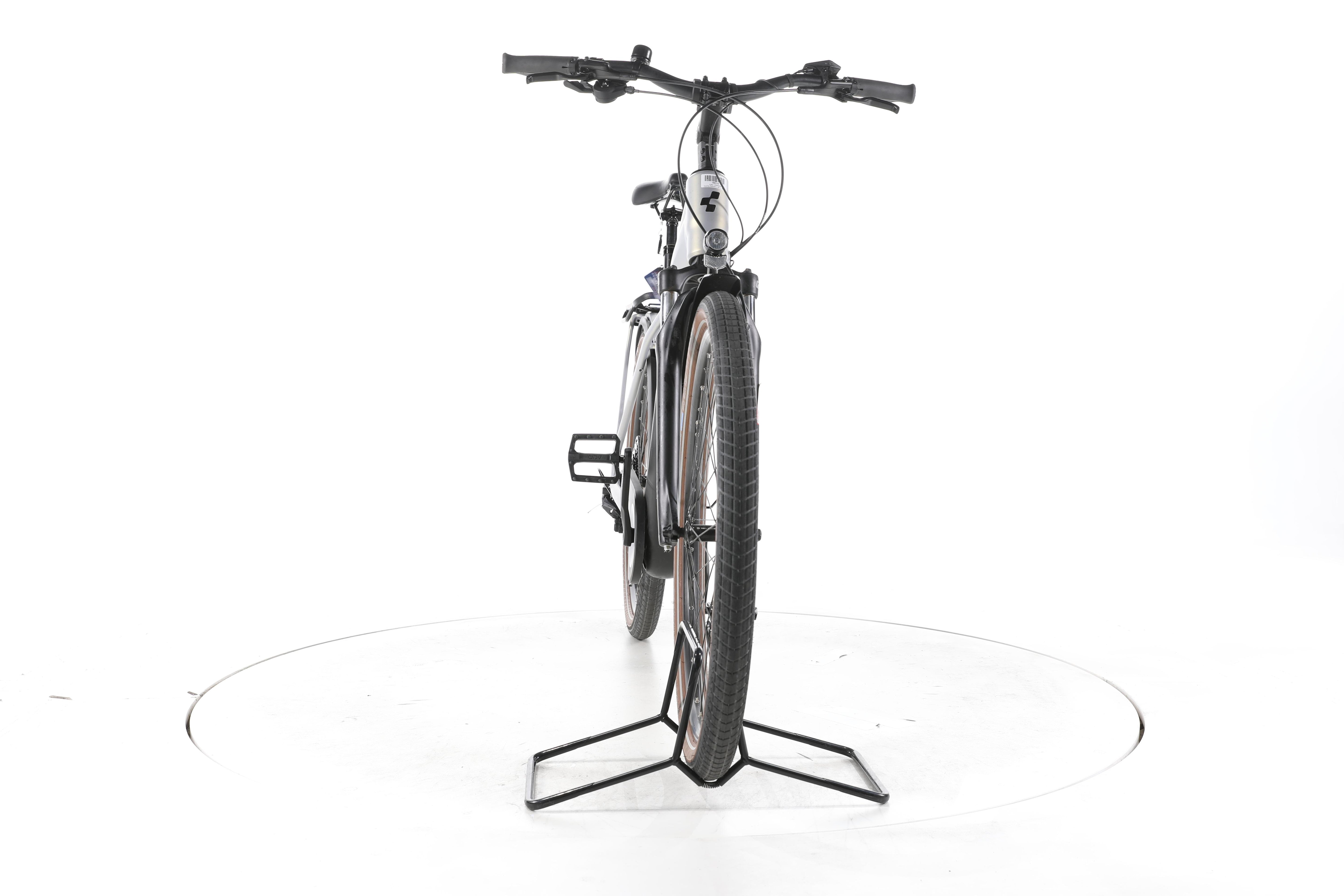 Cube Touring Hybrid Pro Trekking E-Bike - Image 4