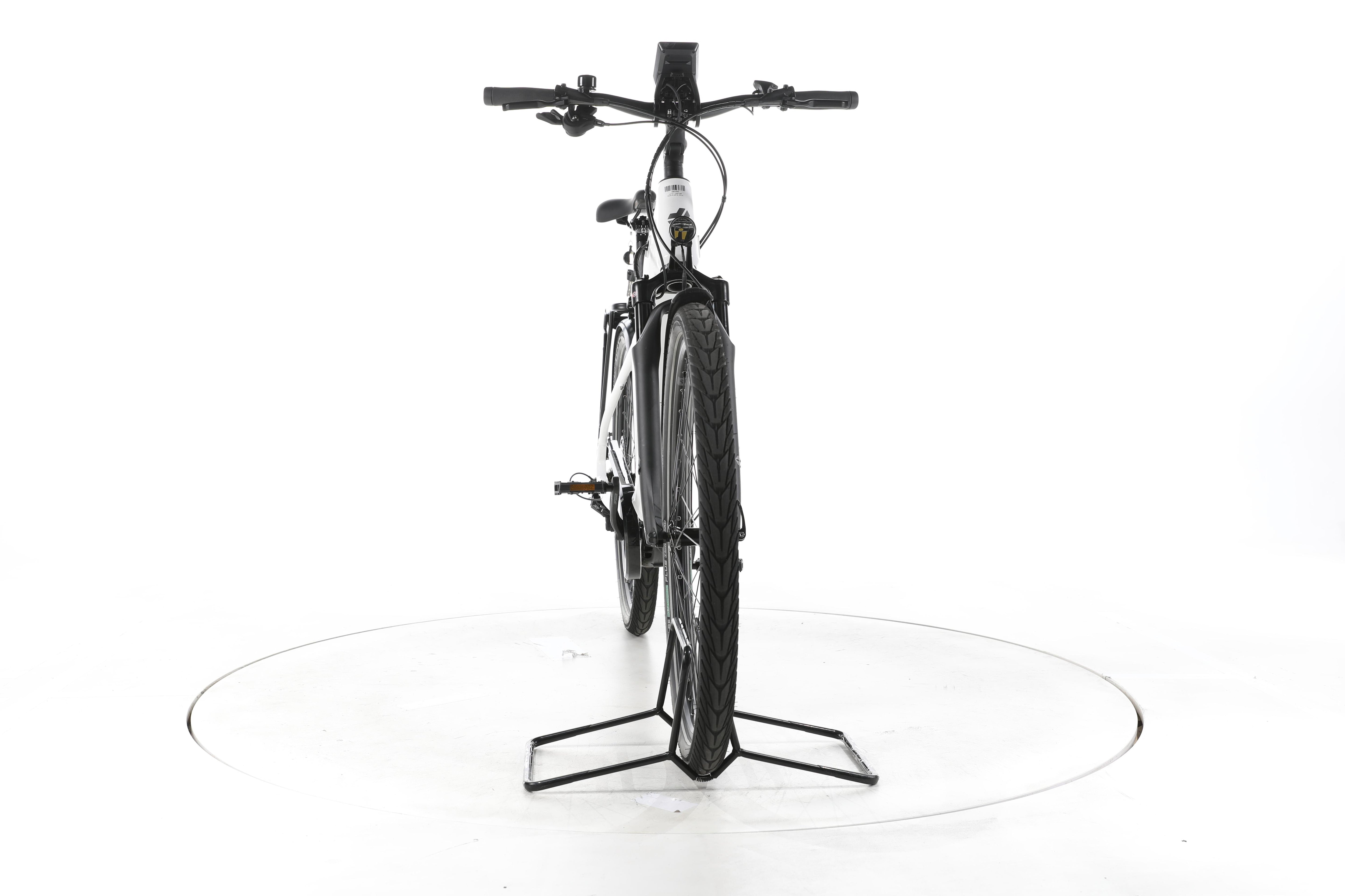 Carver Route E.540 Trekking E-Bike - Image 4