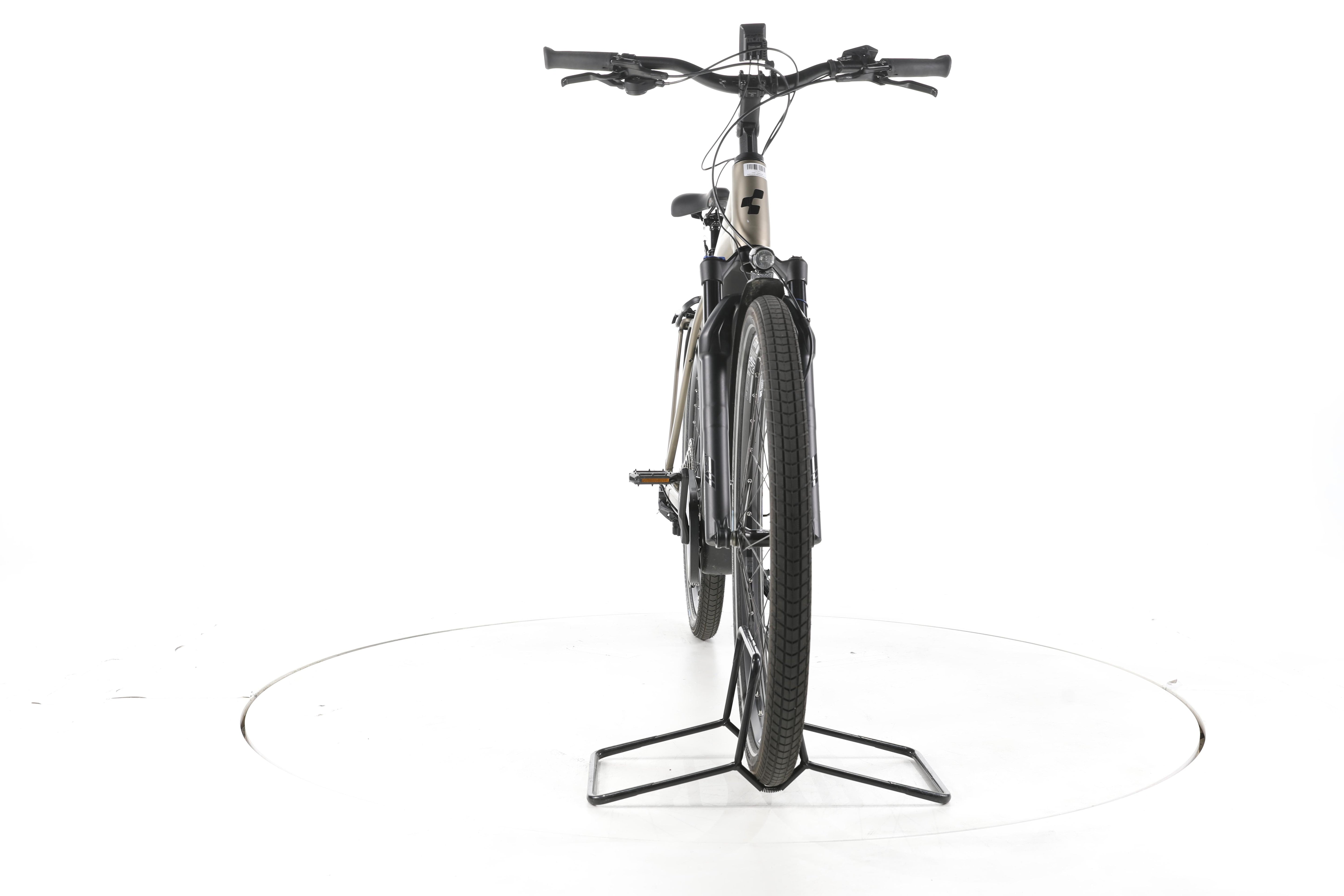 Cube Kathmandu Hybrid Pro Trekking E-Bike - Image 4