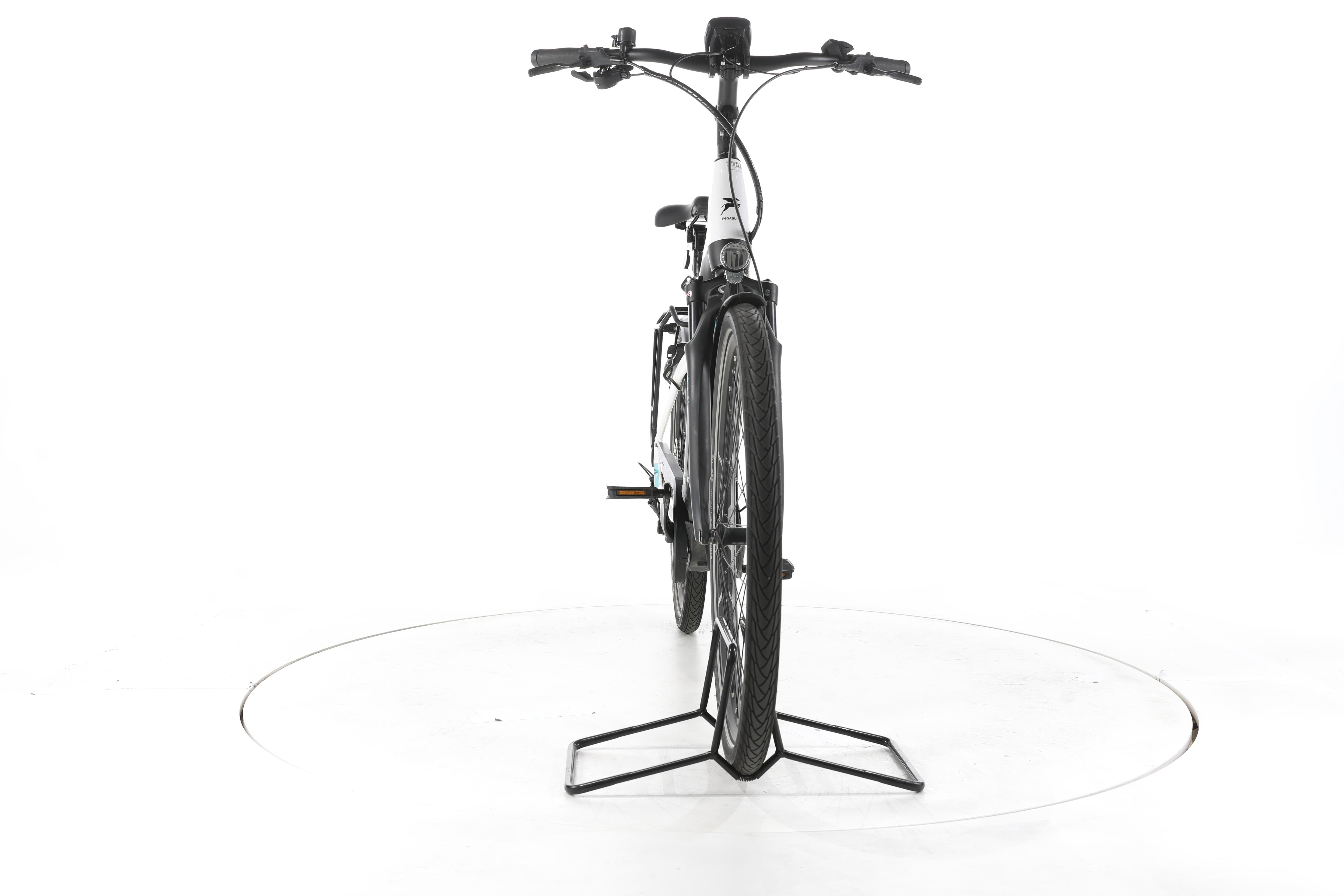 Pegasus Premio Evo 10 Lite Trekking E-Bike Tiefeinsteiger - Image 4