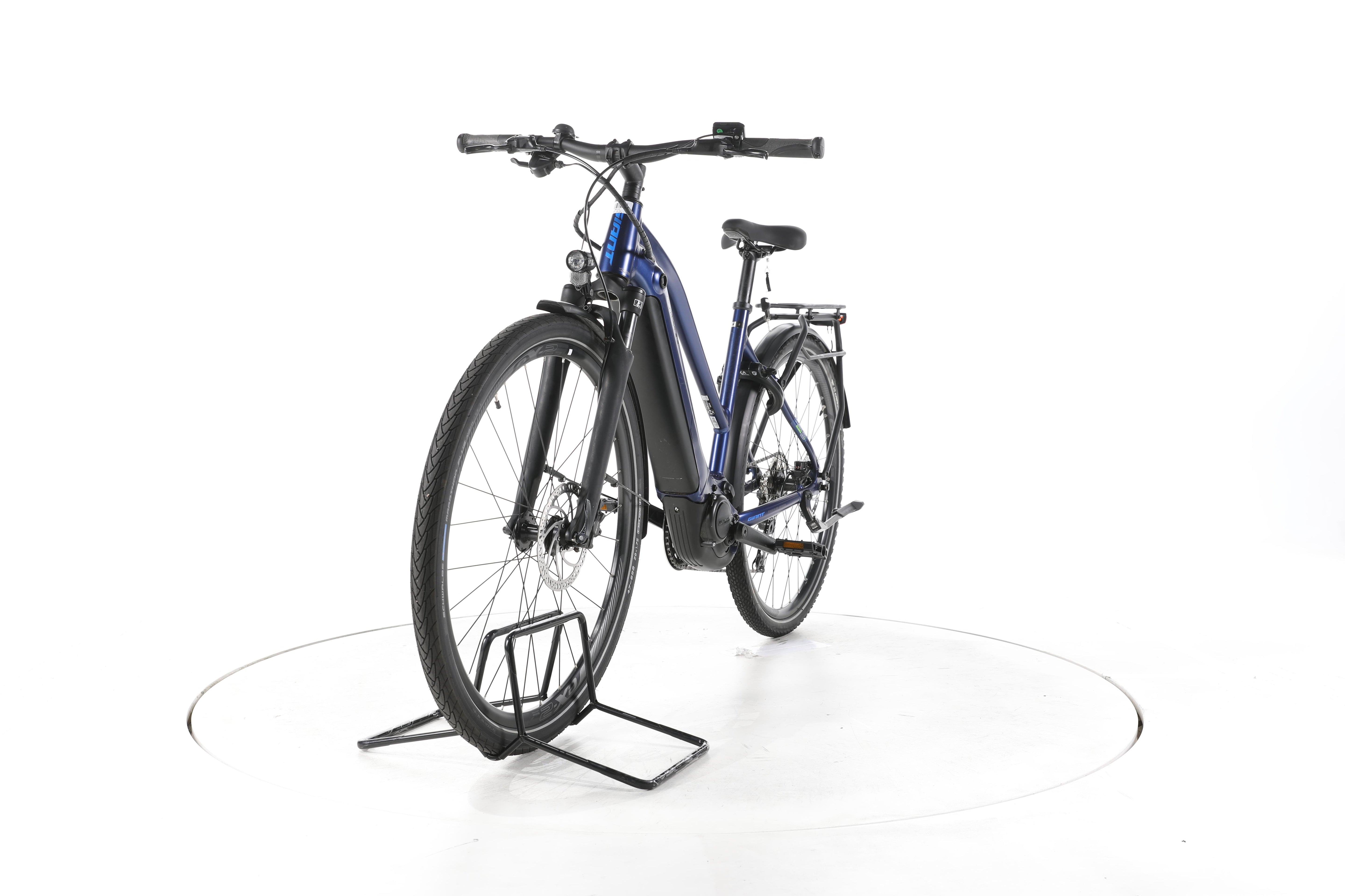 Giant Explore E+ 2 Trekking E-Bike - Image 5