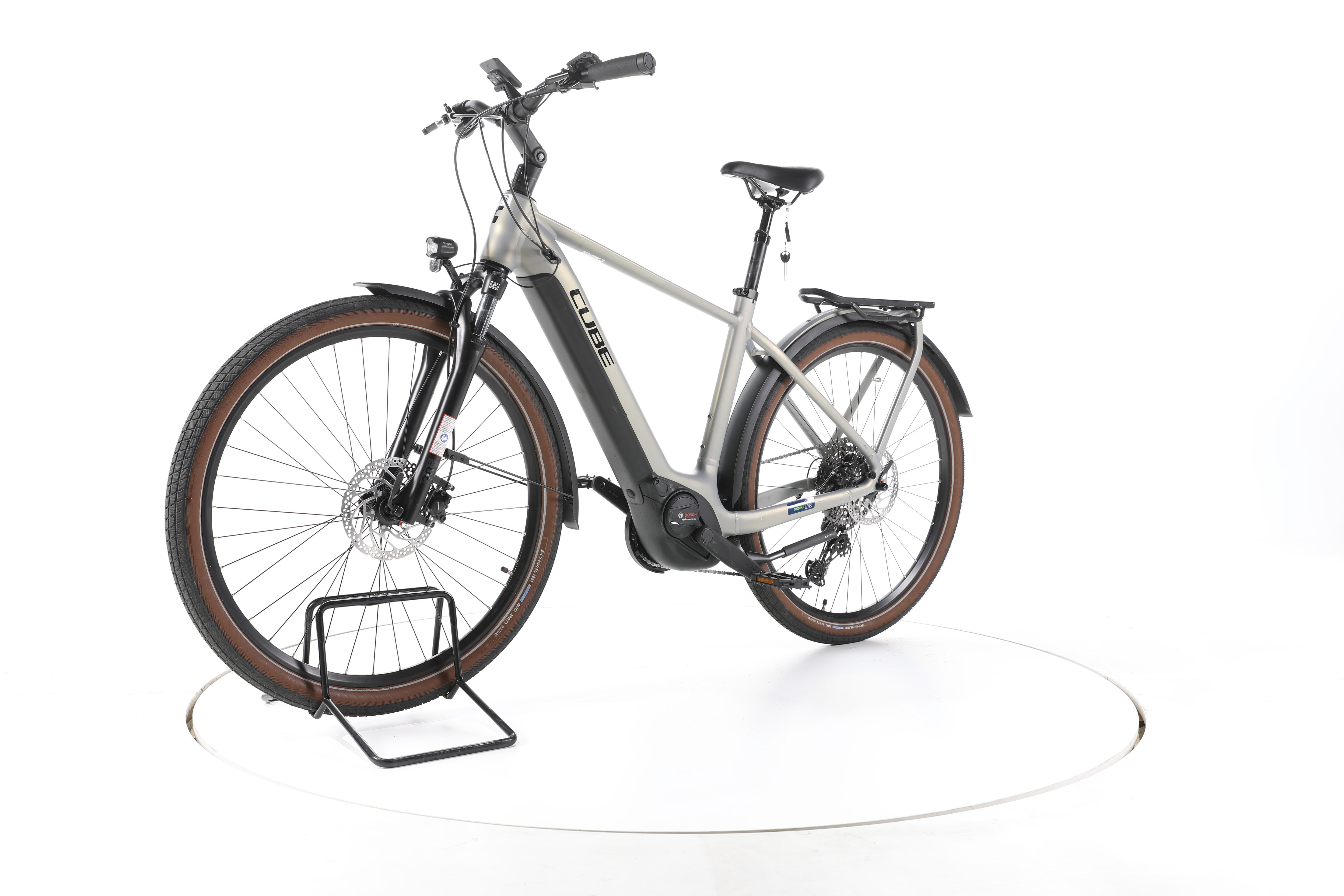 Cube Touring Hybrid Pro 625 Trekking E-Bike 2024 - Image 6