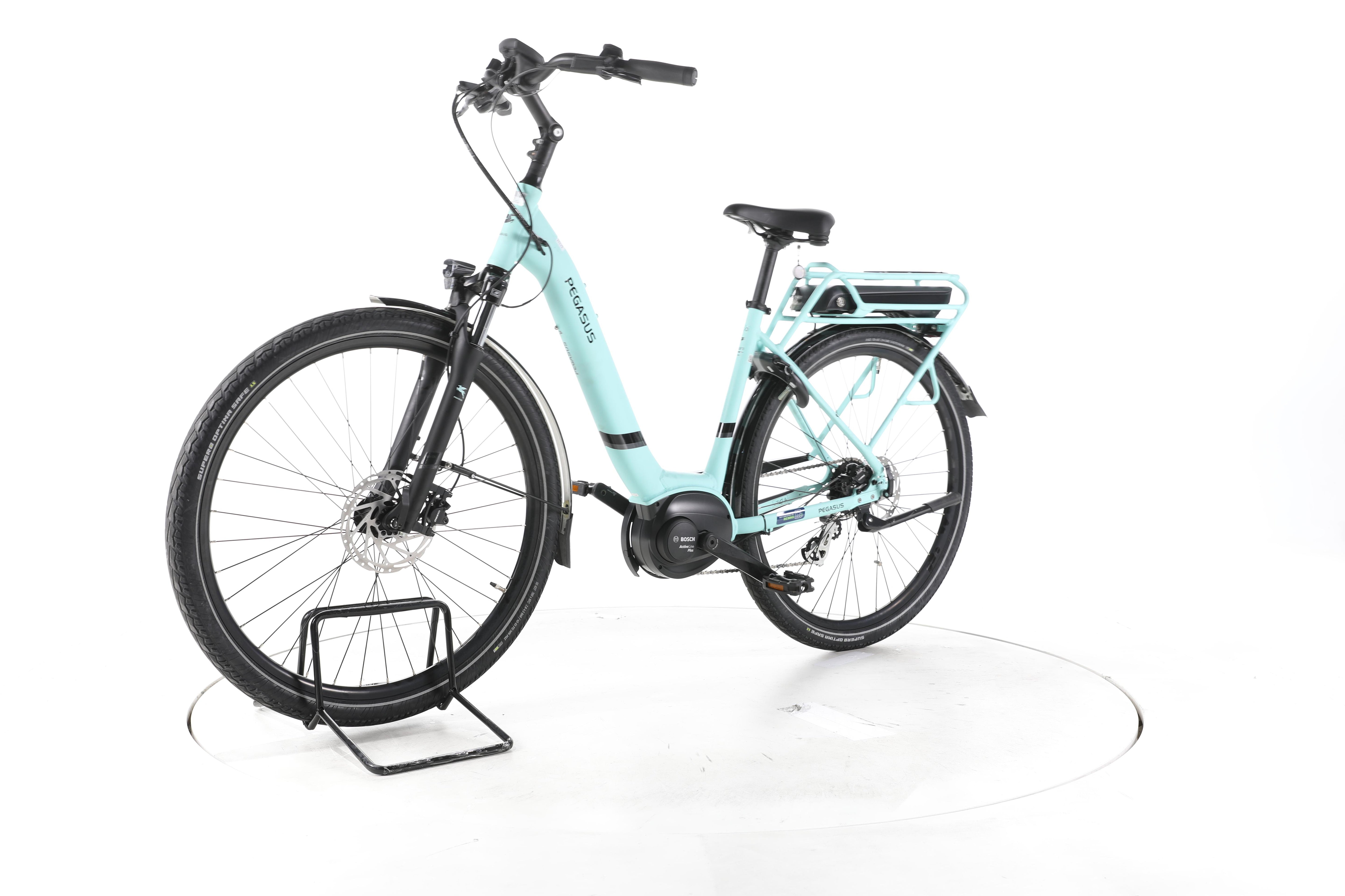 Pegasus Solero E8 Plus Trekking E-Bike Tiefeinsteiger - Image 6