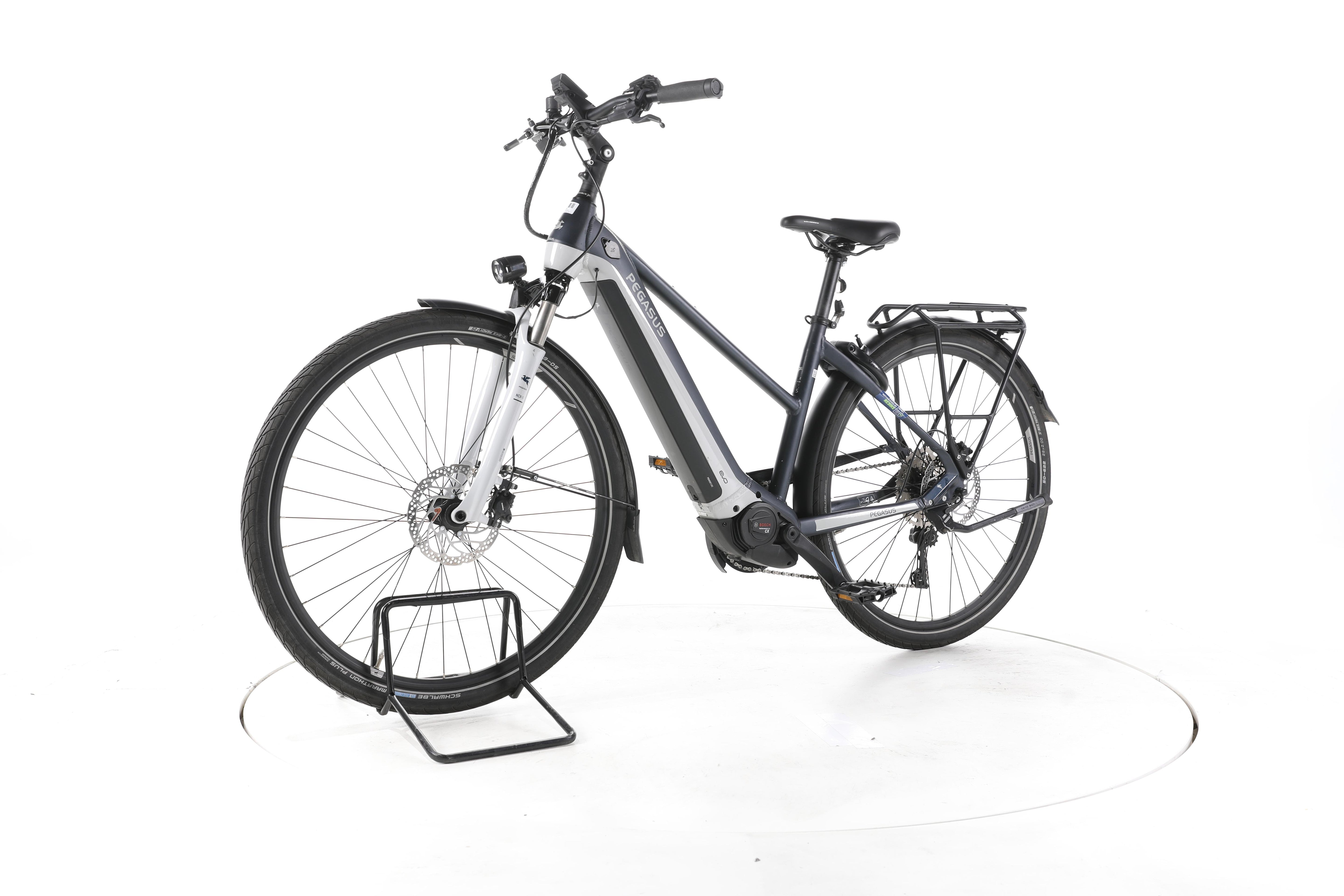 Pegasus Premio EVO 10 Lite Trekking E-Bike - Image 6