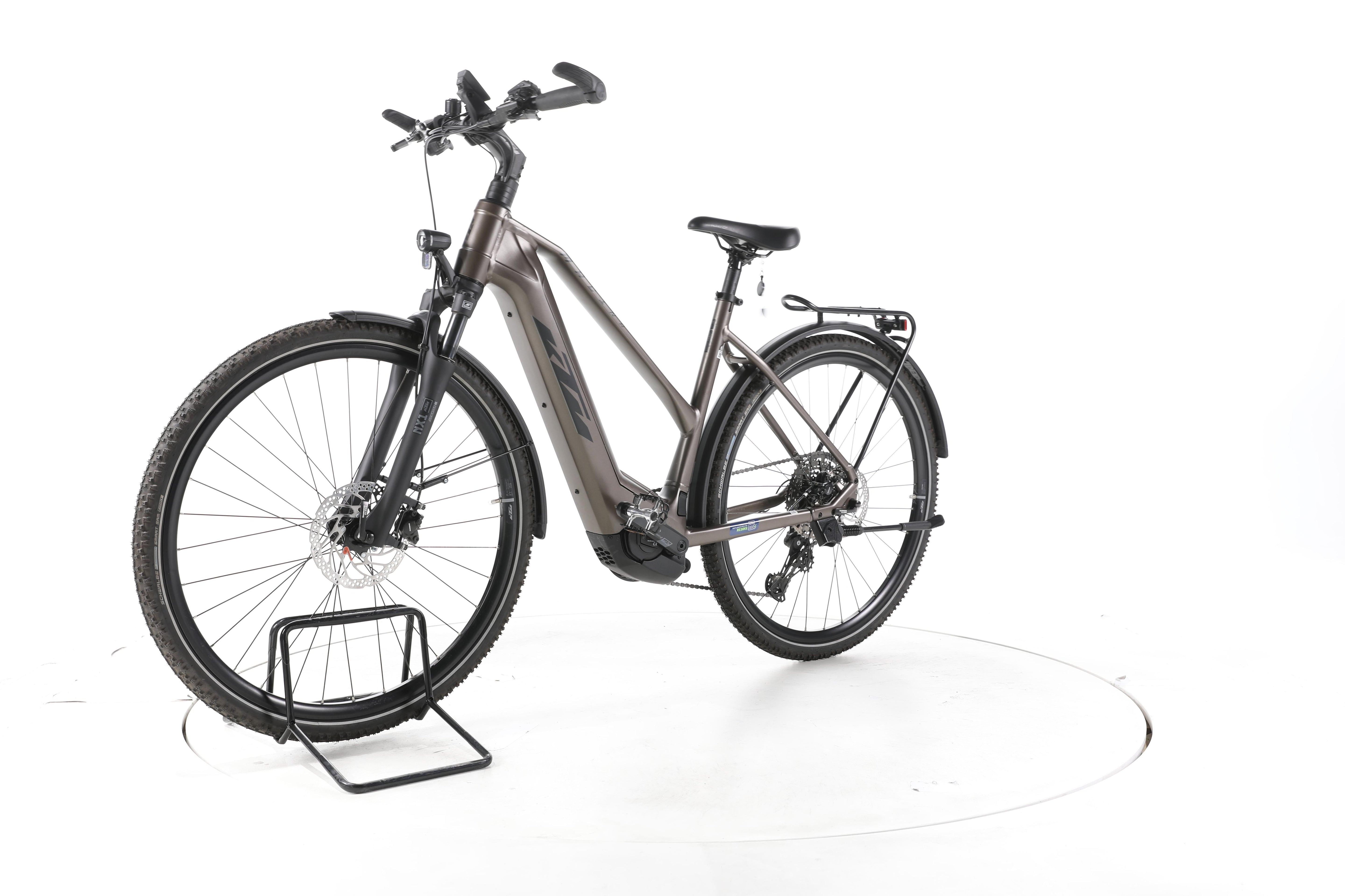 KTM Macina Cross LFC Trekking E-Bike - Image 6