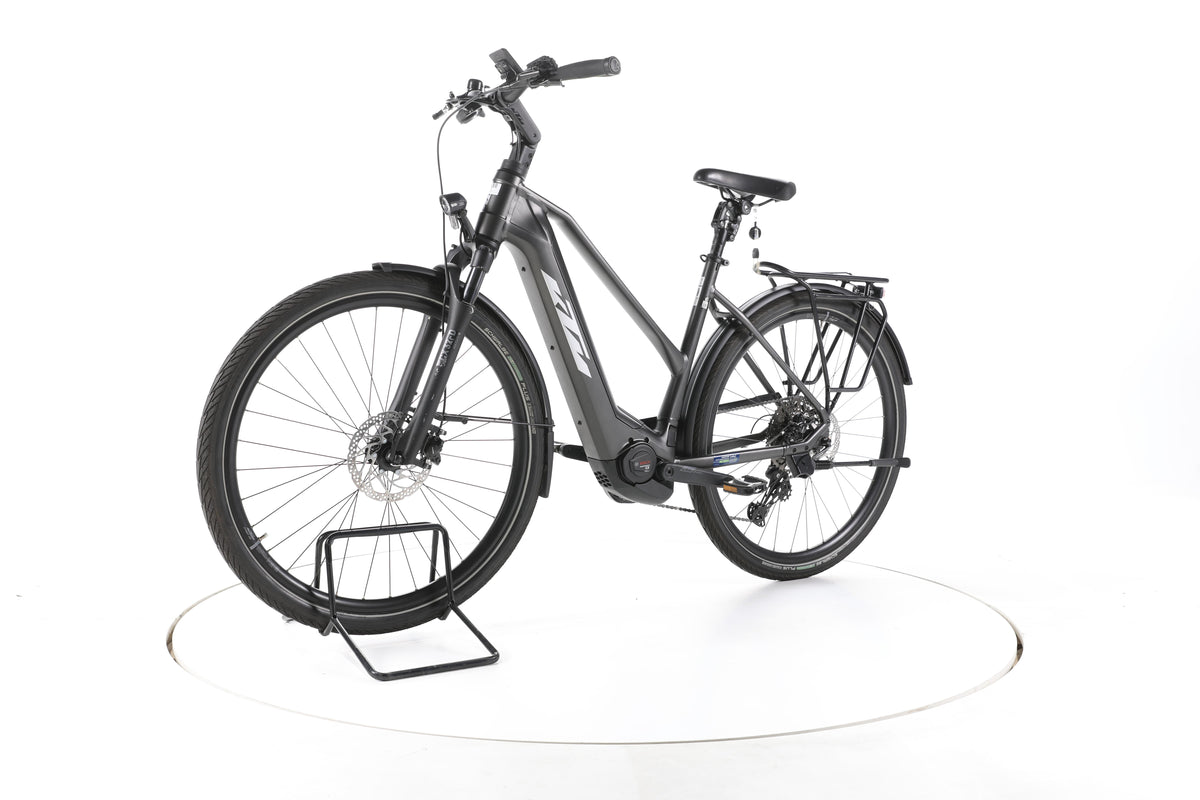 KTM Macina Limited Trekking E-Bike - Image 6