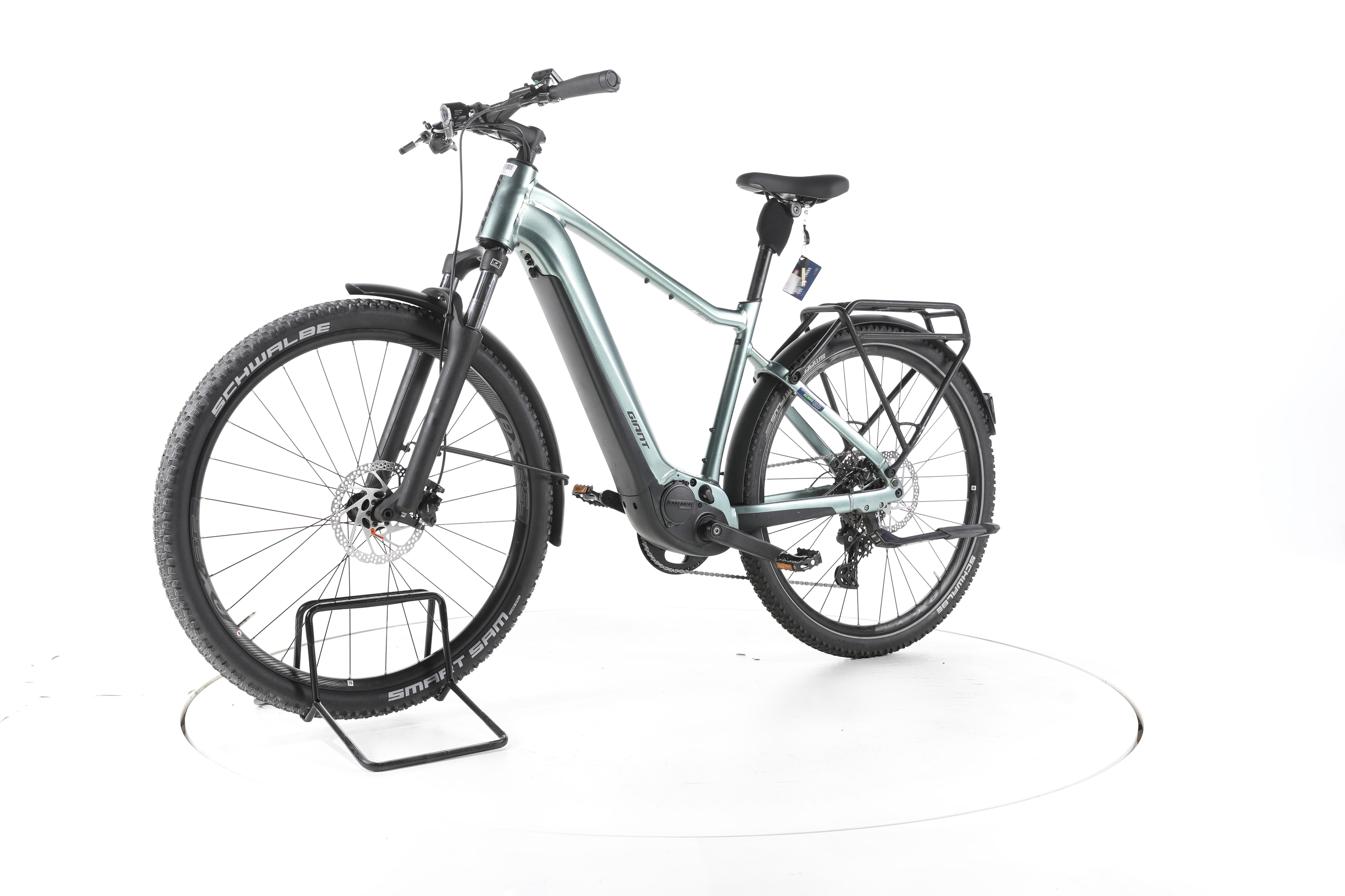 Giant Explore E+ 1 Trekking E-Bike - Image 6