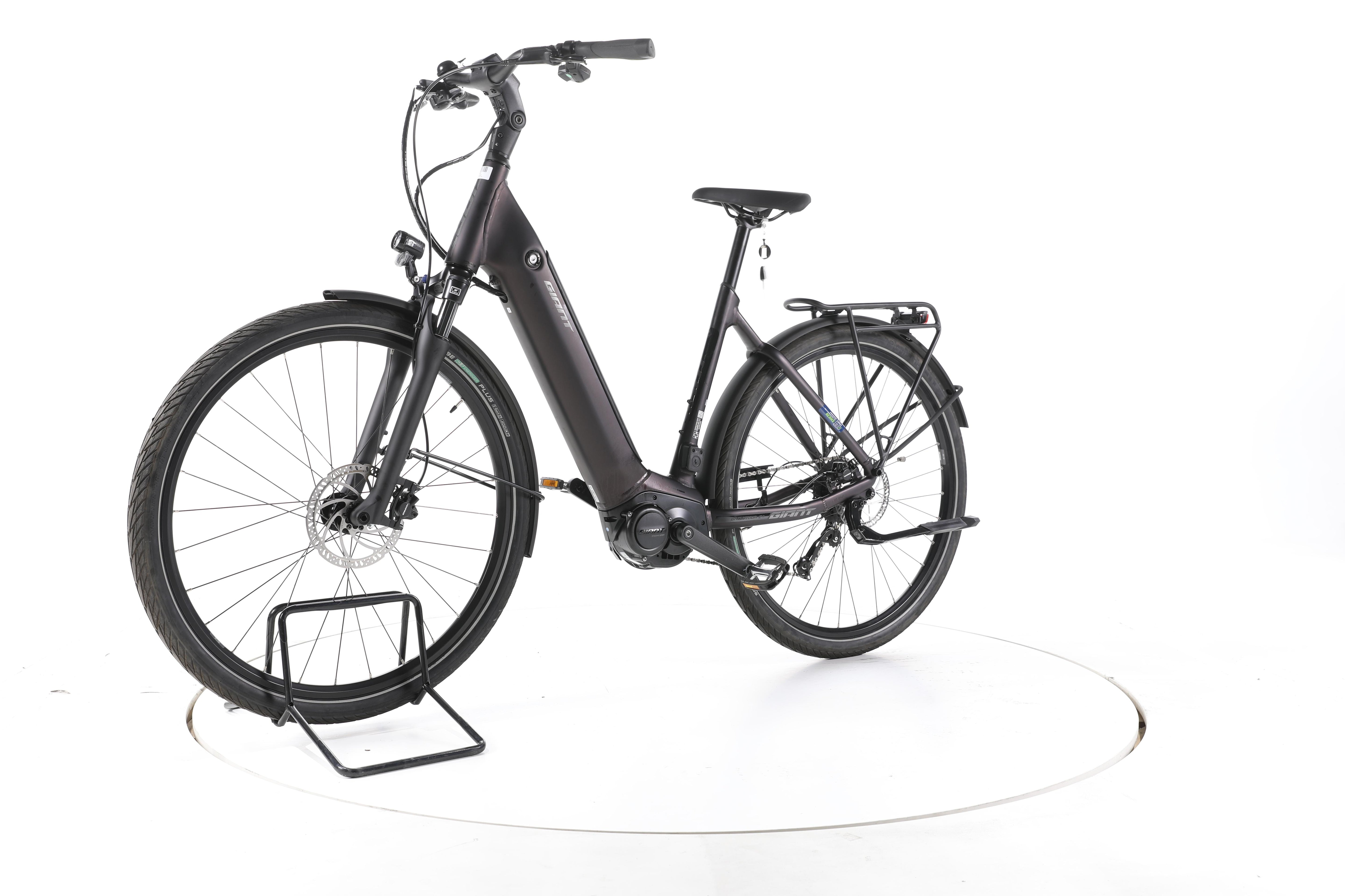 Giant DailyTour E+ 3 Trekking E-Bike Tiefeinsteiger - Image 6