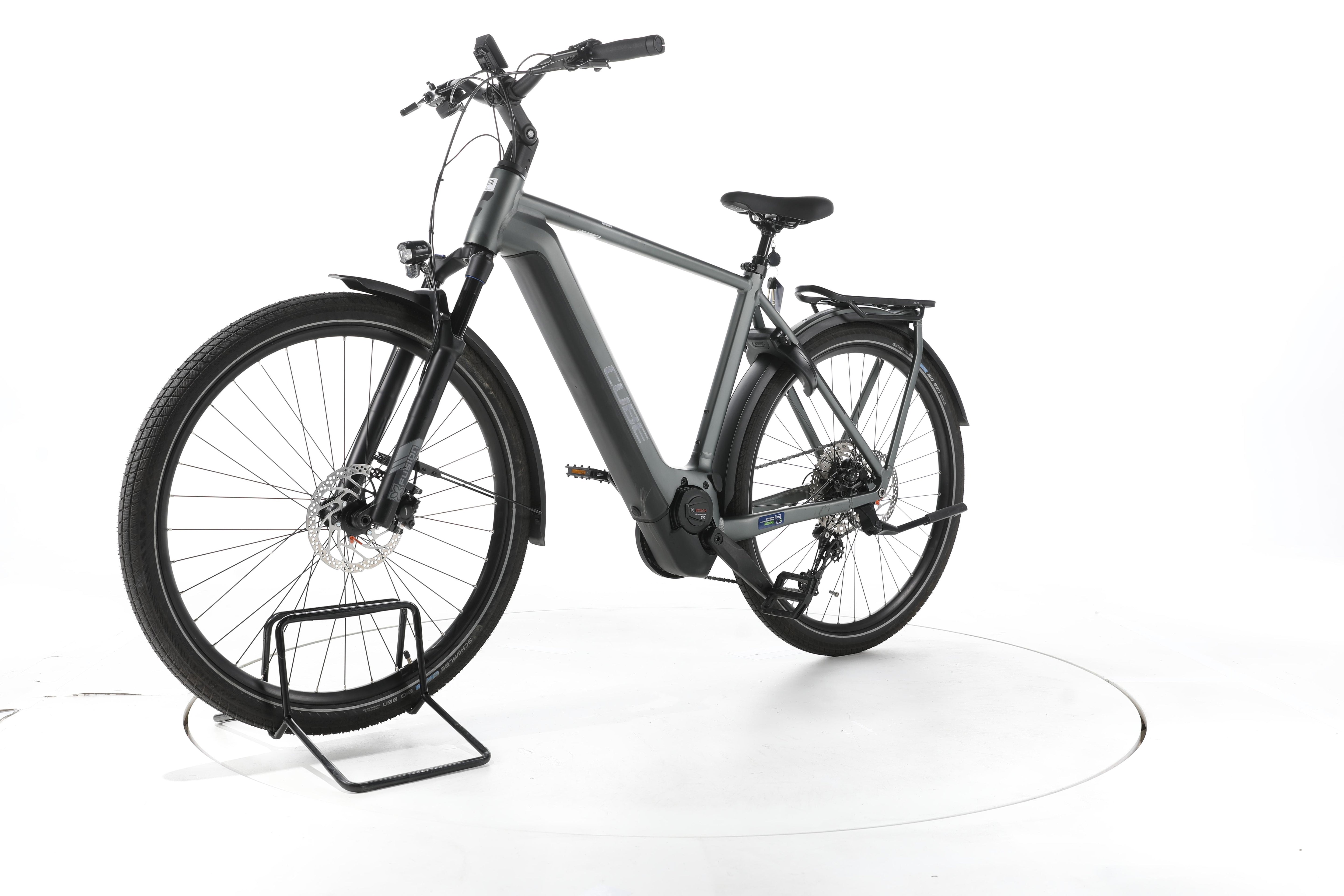 Cube Kathmandu Hybrid Pro Trekking E-Bike - Image 6