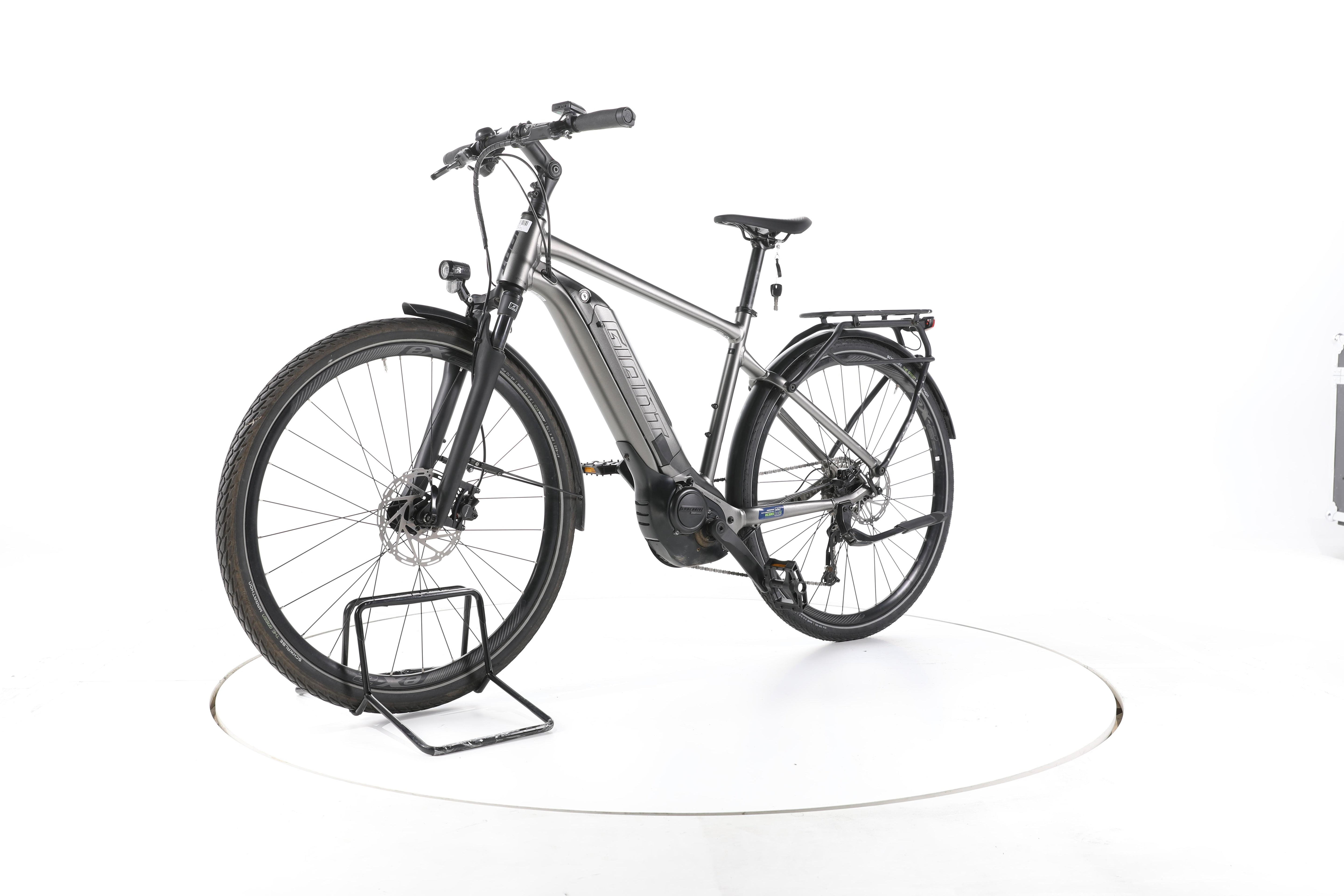 Giant Explore E+ 3 Trekking E-Bike - Image 6