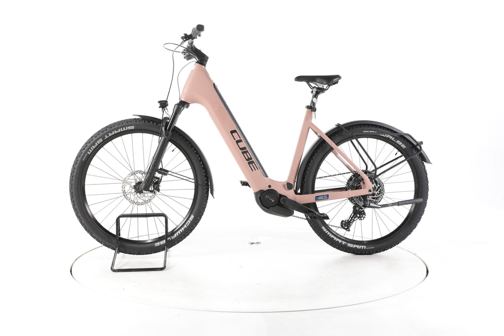 Cube Reaction Hybrid PRO Trekking E-Bike Tiefeinsteiger - Image 7