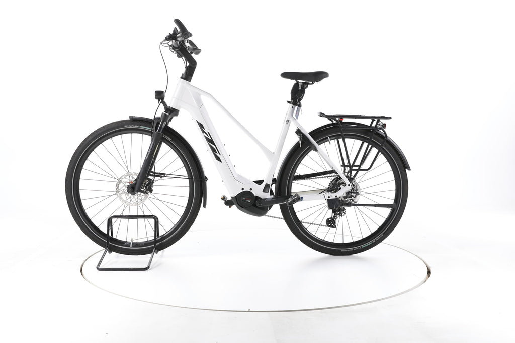 KTM Cento 10 Plus Trekking E-Bike 2024 - Image 7