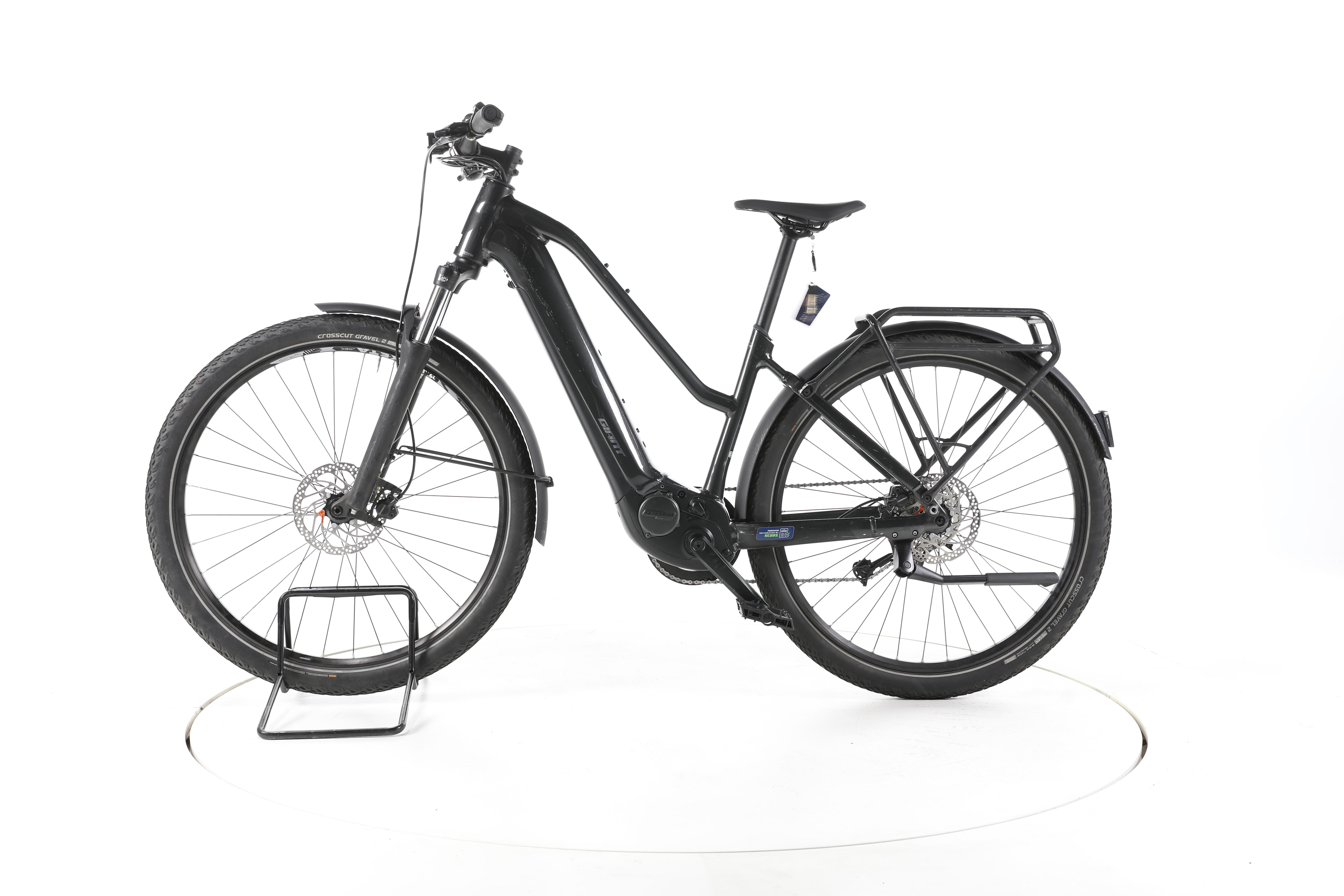 Giant Explore E+ 2 Trekking E-Bike - Image 7