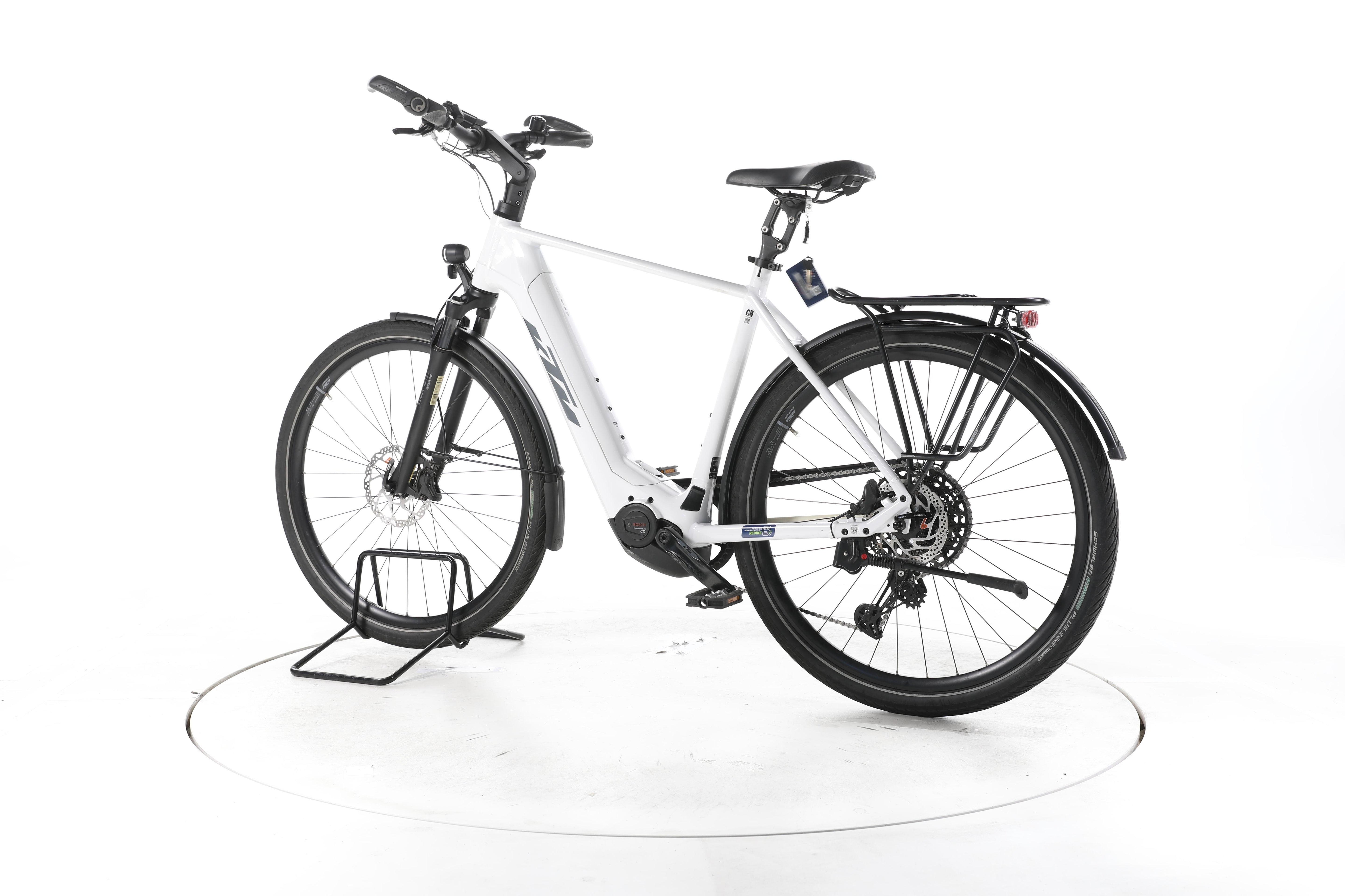 KTM Macina Style 720 Trekking E-Bike - Image 8